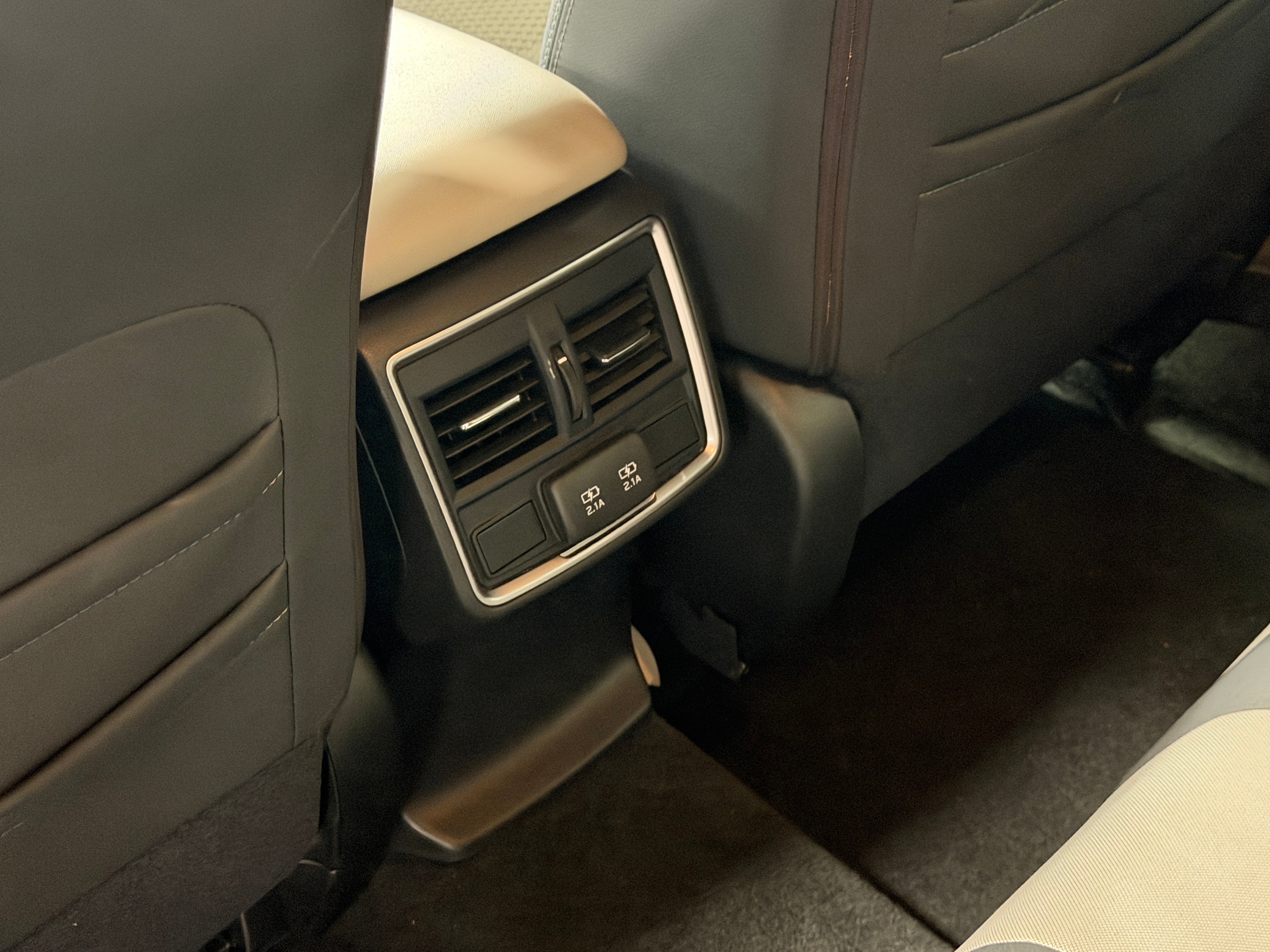 2020 Subaru Forester Premium - Photo 5
