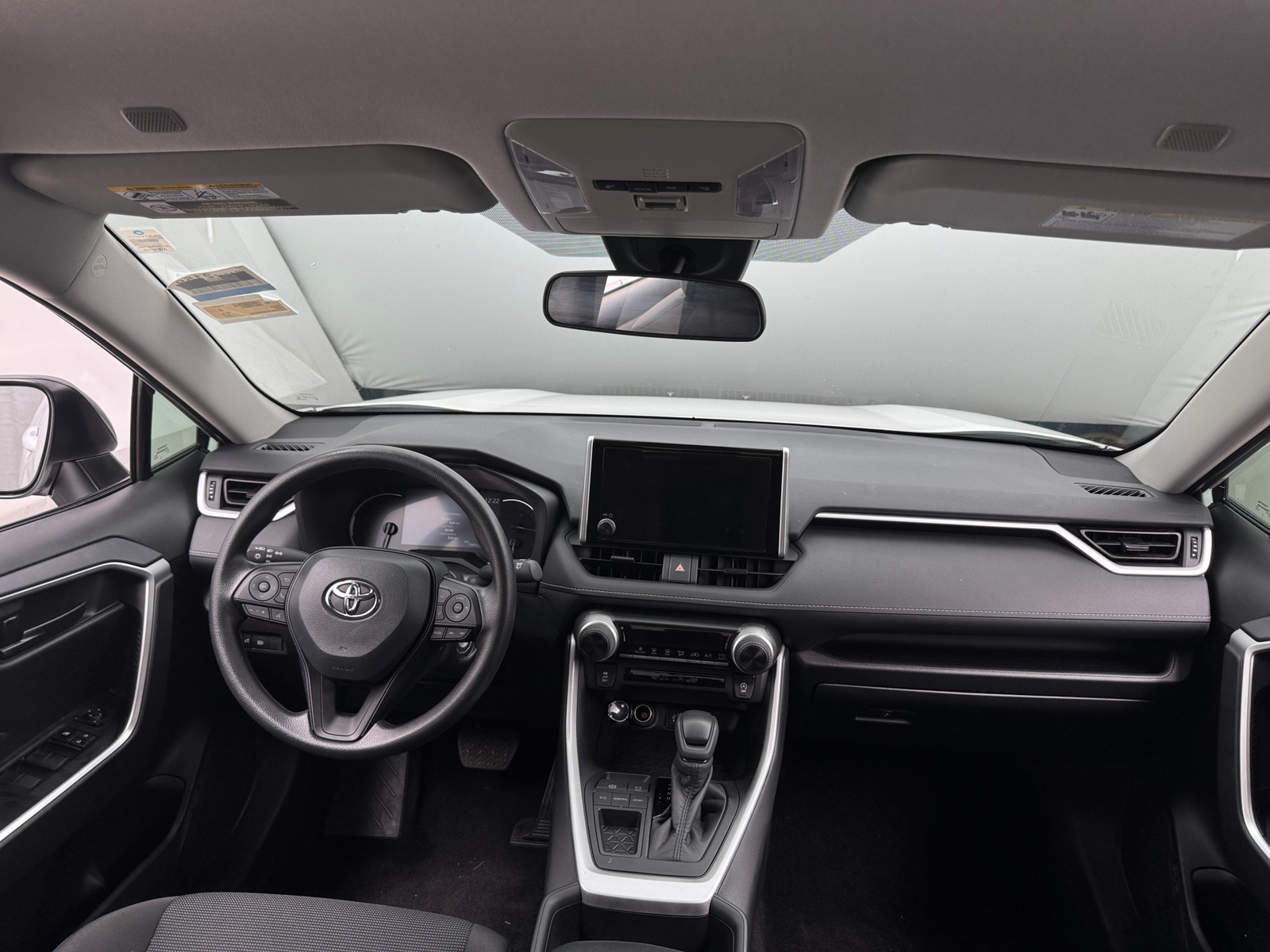 Thumbnail: 2025 Toyota RAV4 - 3