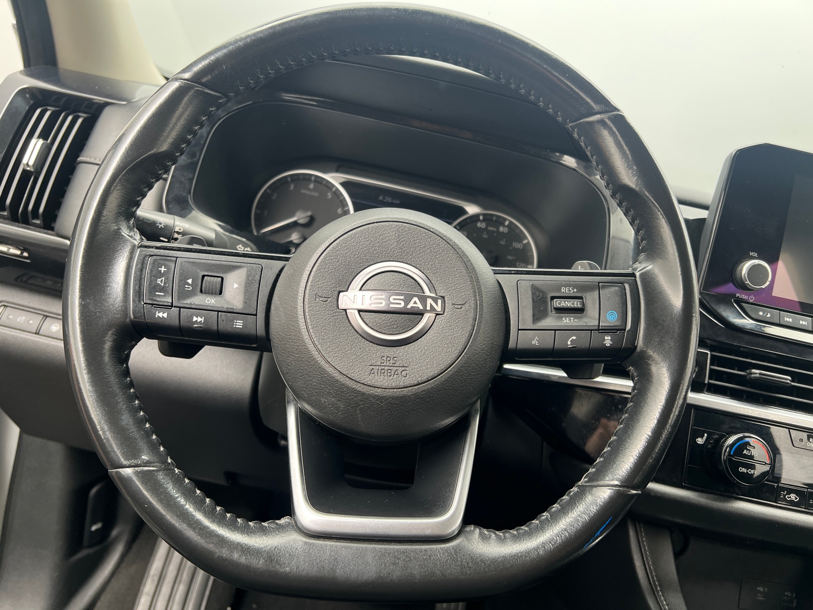 Thumbnail: 2023 Nissan Pathfinder - 5