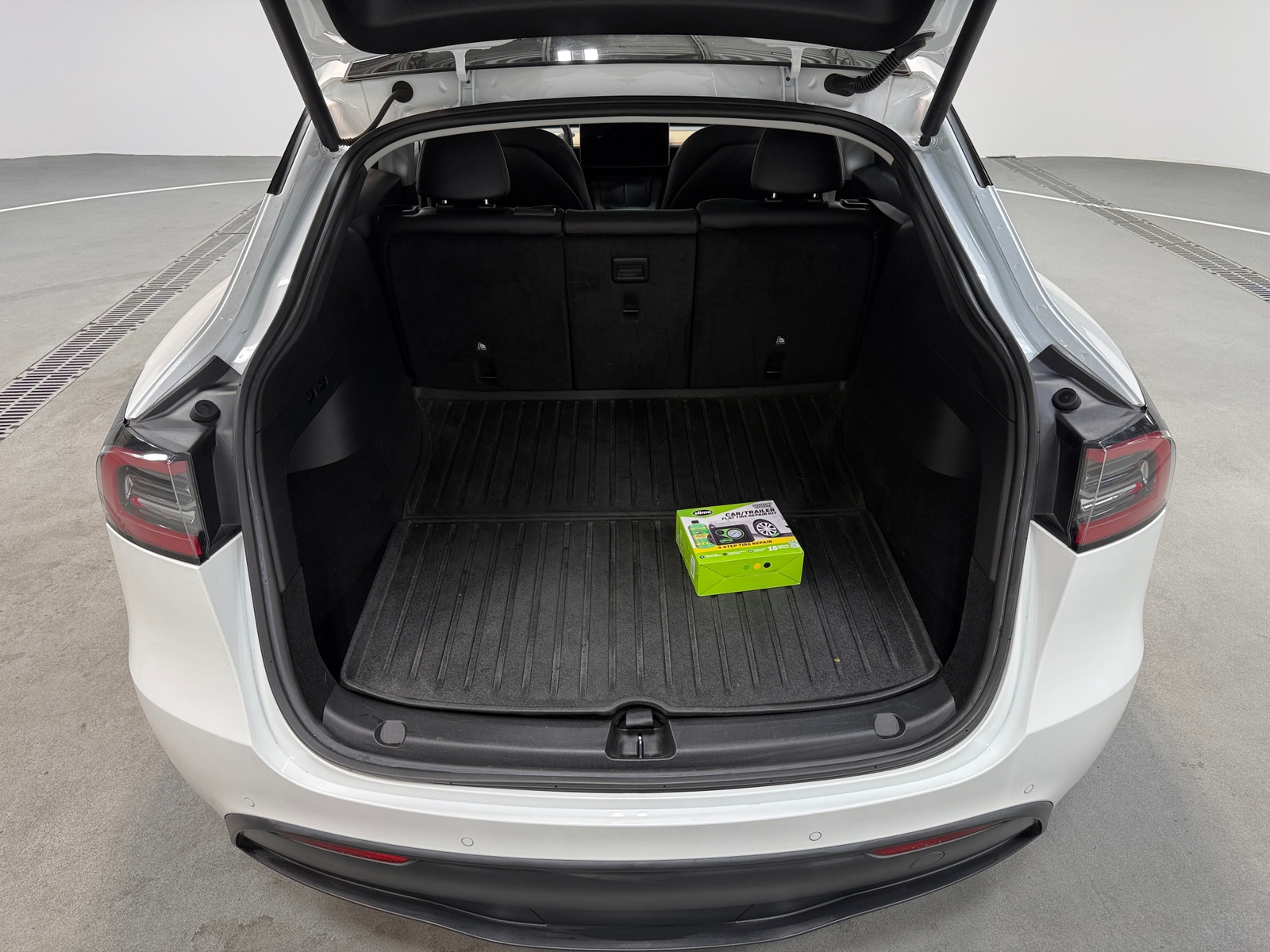 Thumbnail: 2022 Tesla Model Y - 6