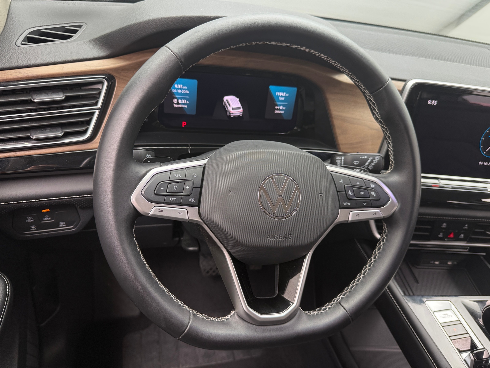Thumbnail: 2026 Volkswagen Atlas - 4