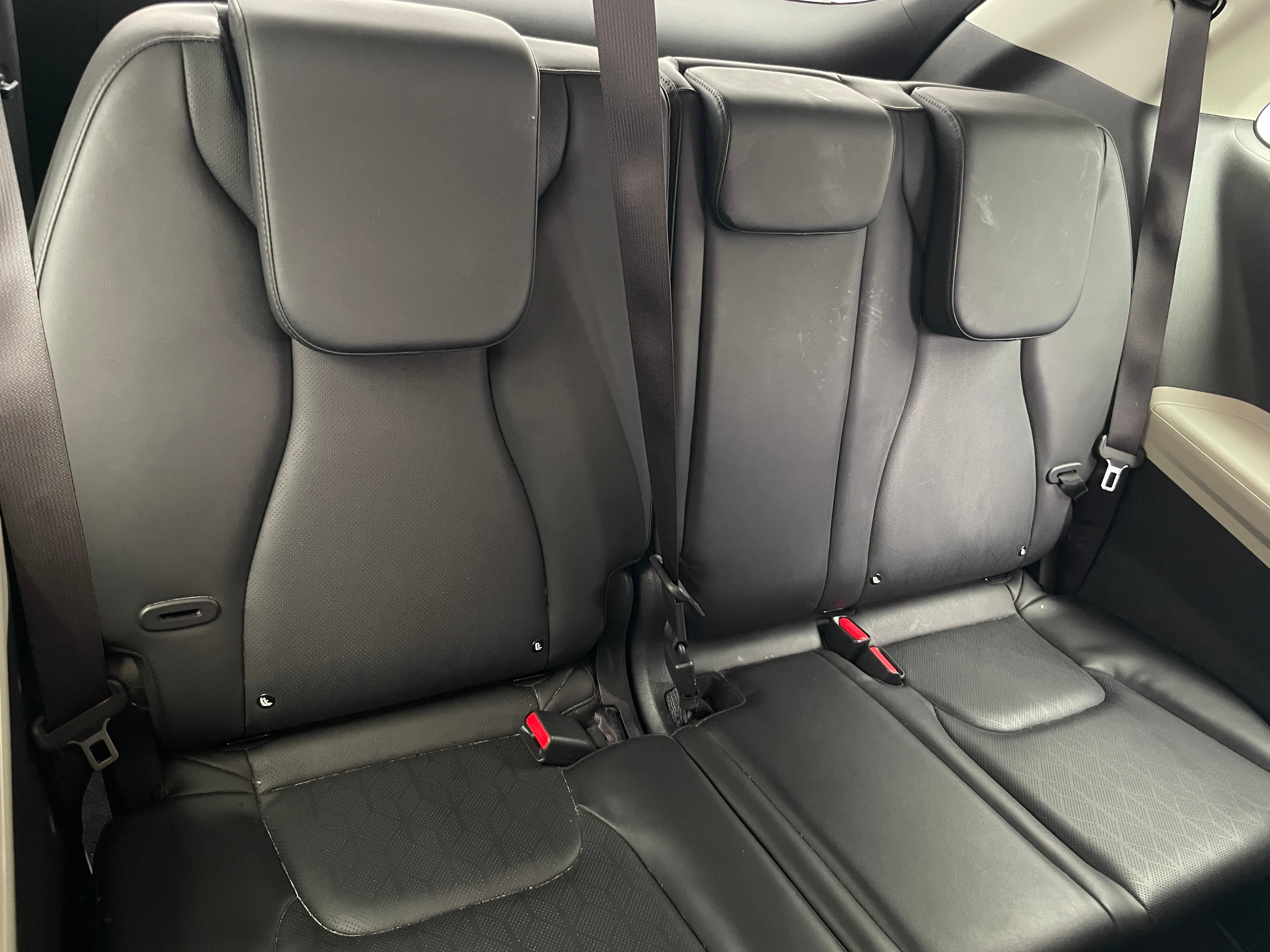 2024 Kia Carnival LX Seat Pkg - Photo 5