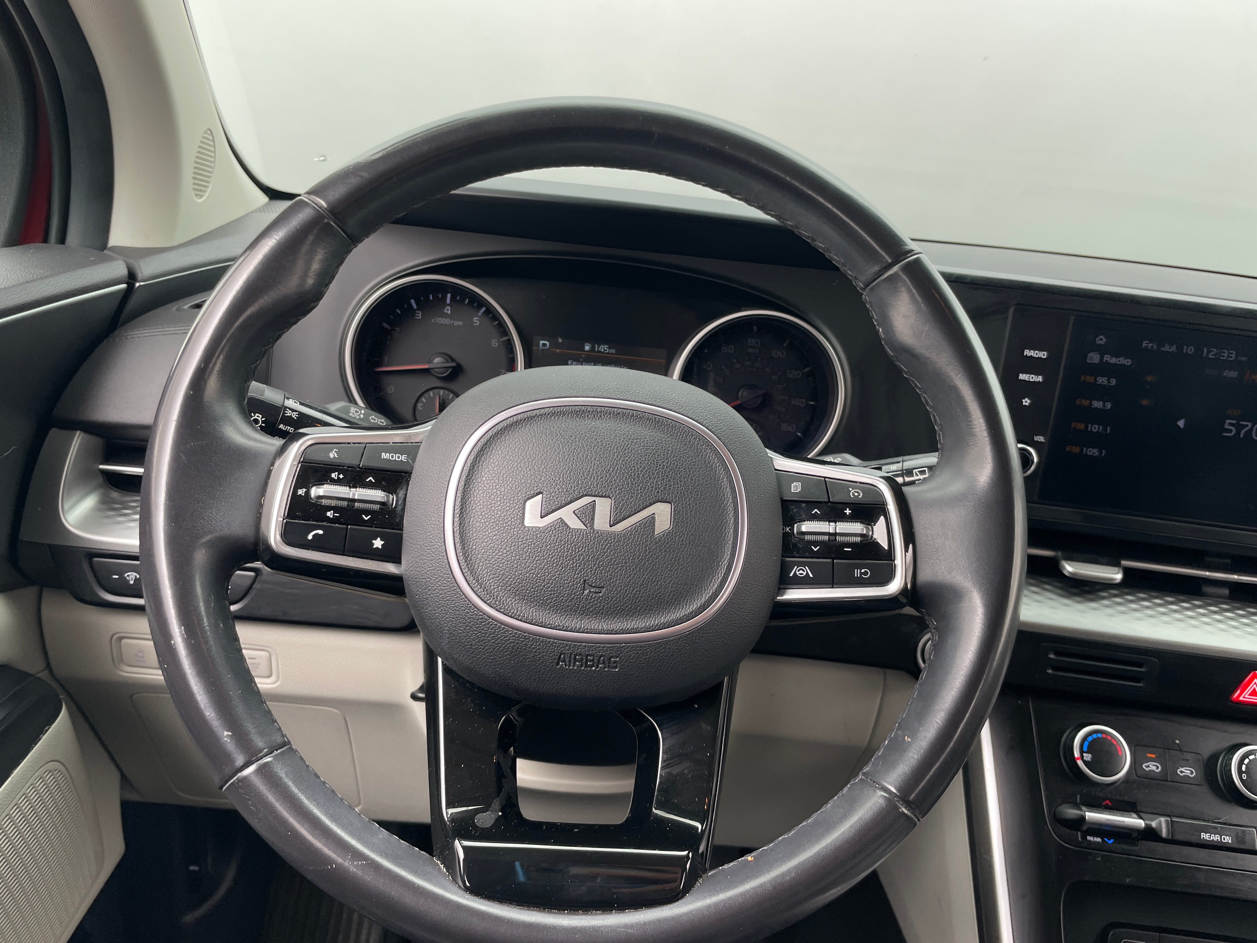 2024 Kia Carnival LX Seat Pkg - Photo 7