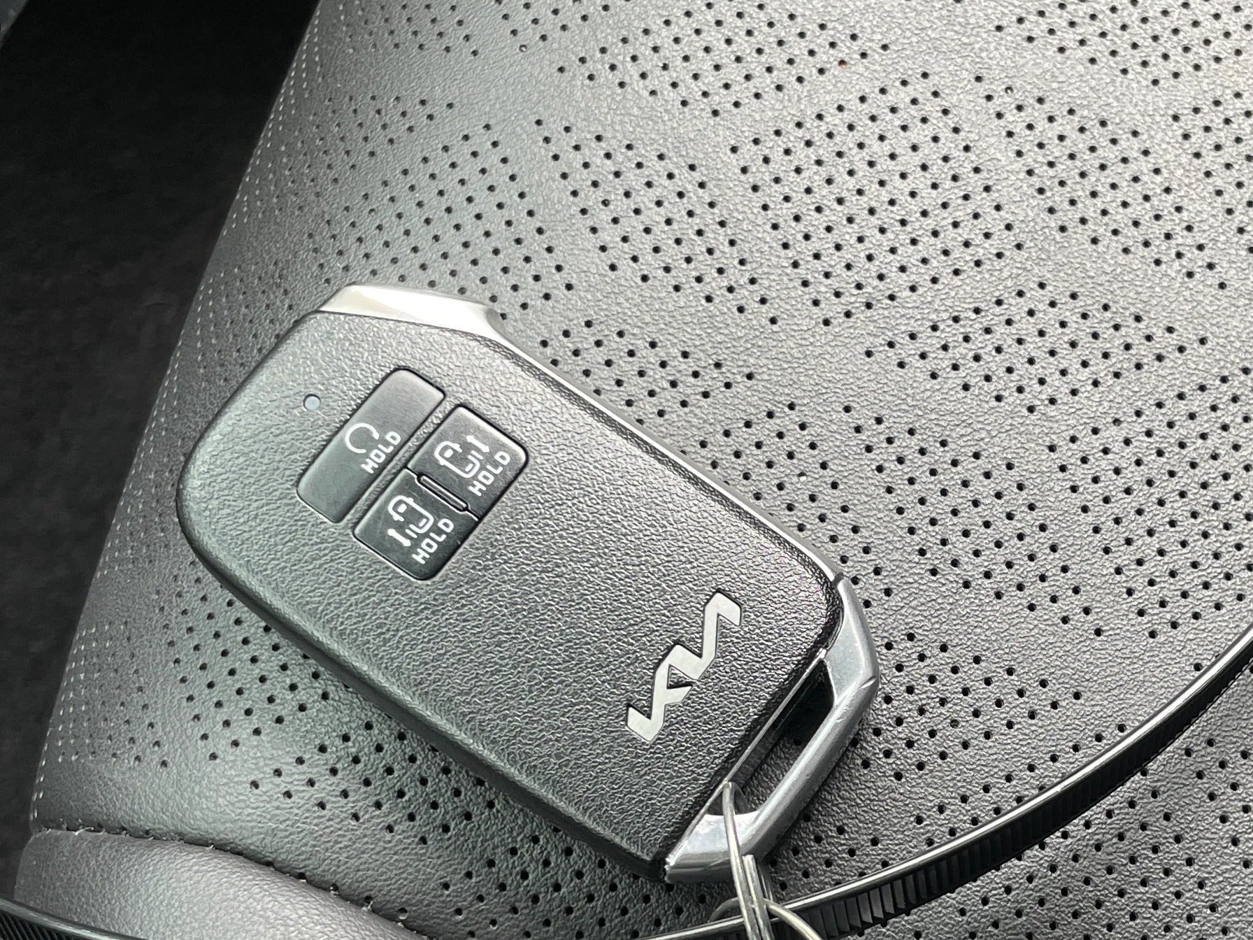 2024 Kia Carnival LX Seat Pkg - Photo 12