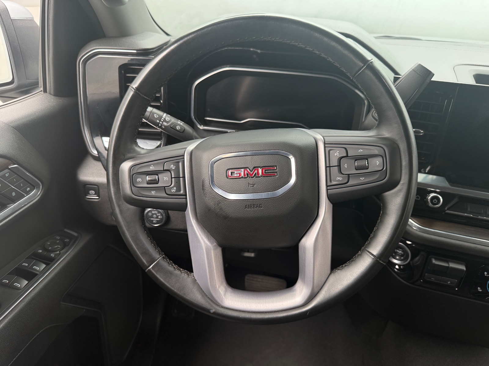 Thumbnail: 2025 GMC Sierra 1500 - 4