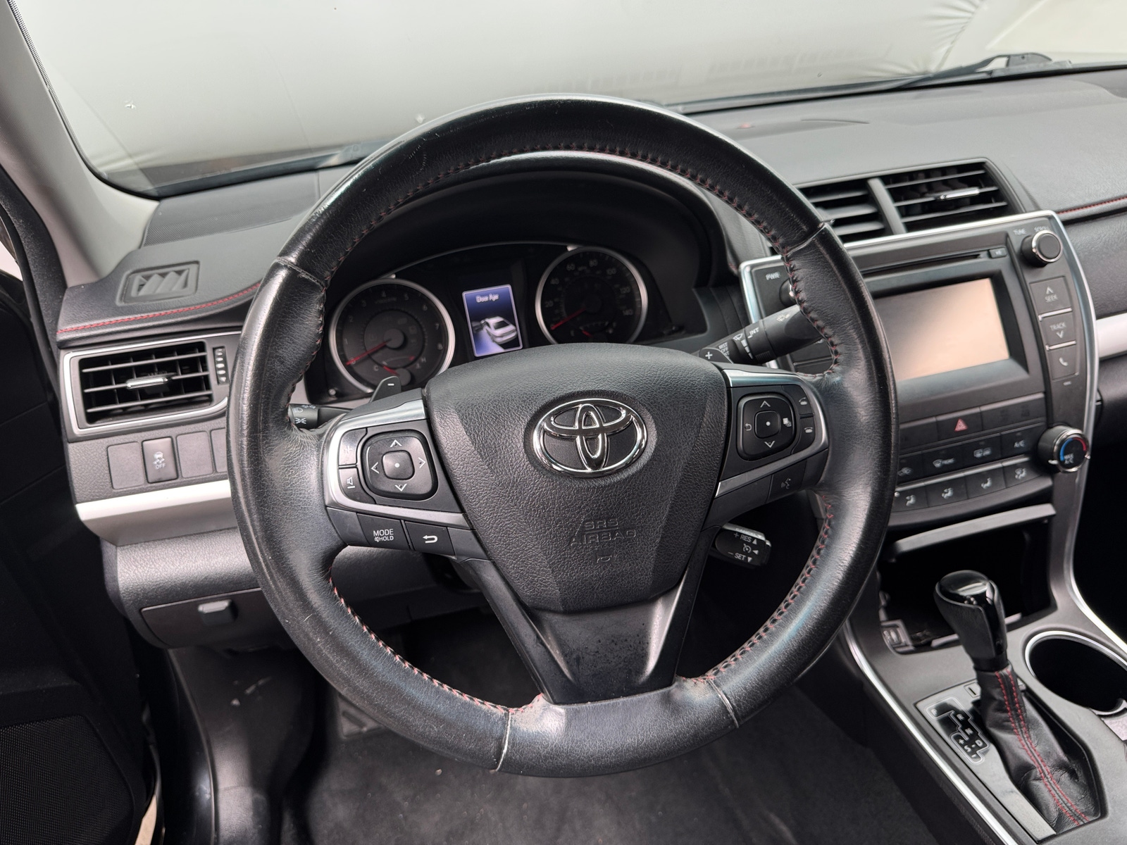 Thumbnail: 2016 Toyota Camry - 5