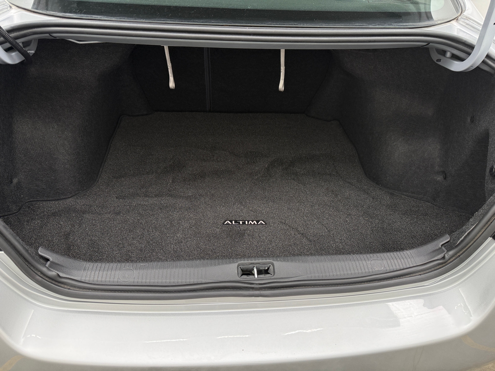 Thumbnail: 2012 Nissan Altima - 7
