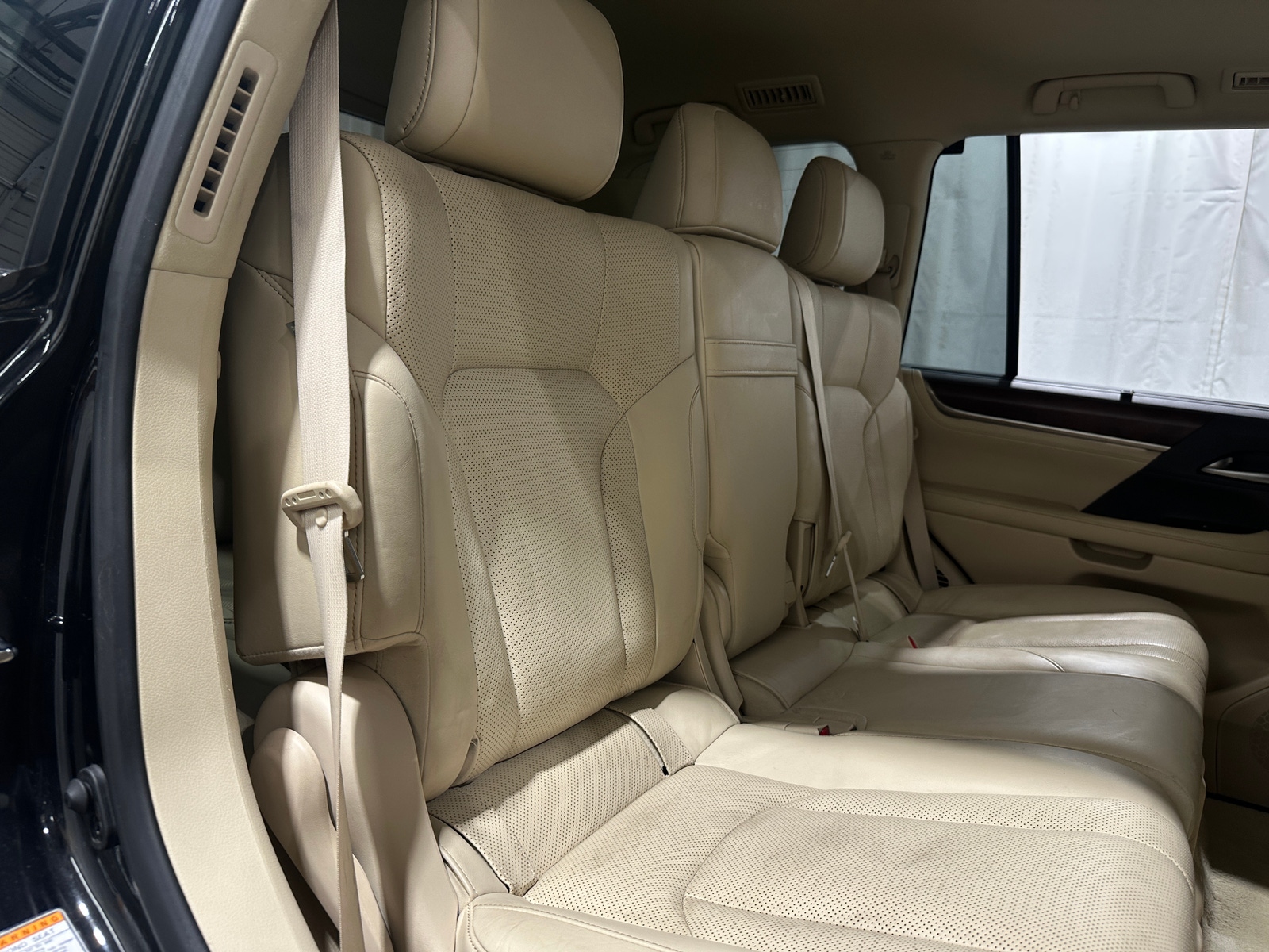 Thumbnail: 2017 Lexus LX - 5