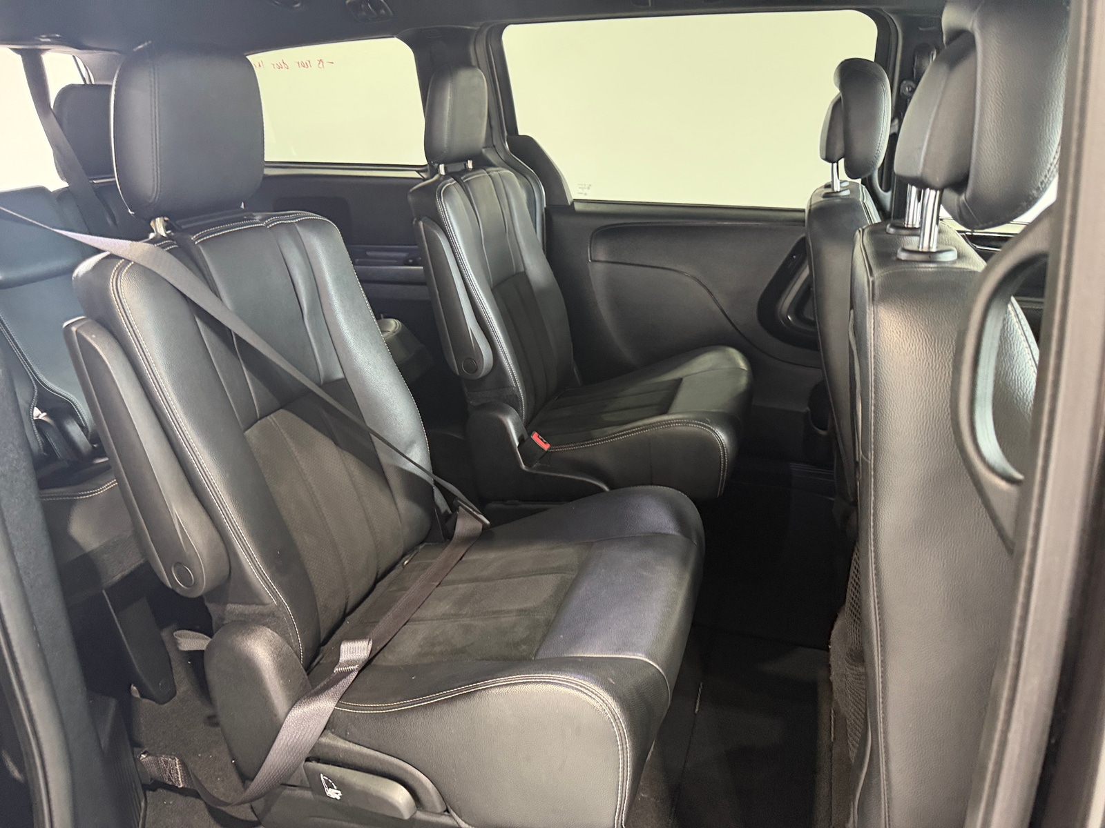 Thumbnail: 2016 Dodge Grand Caravan - 5