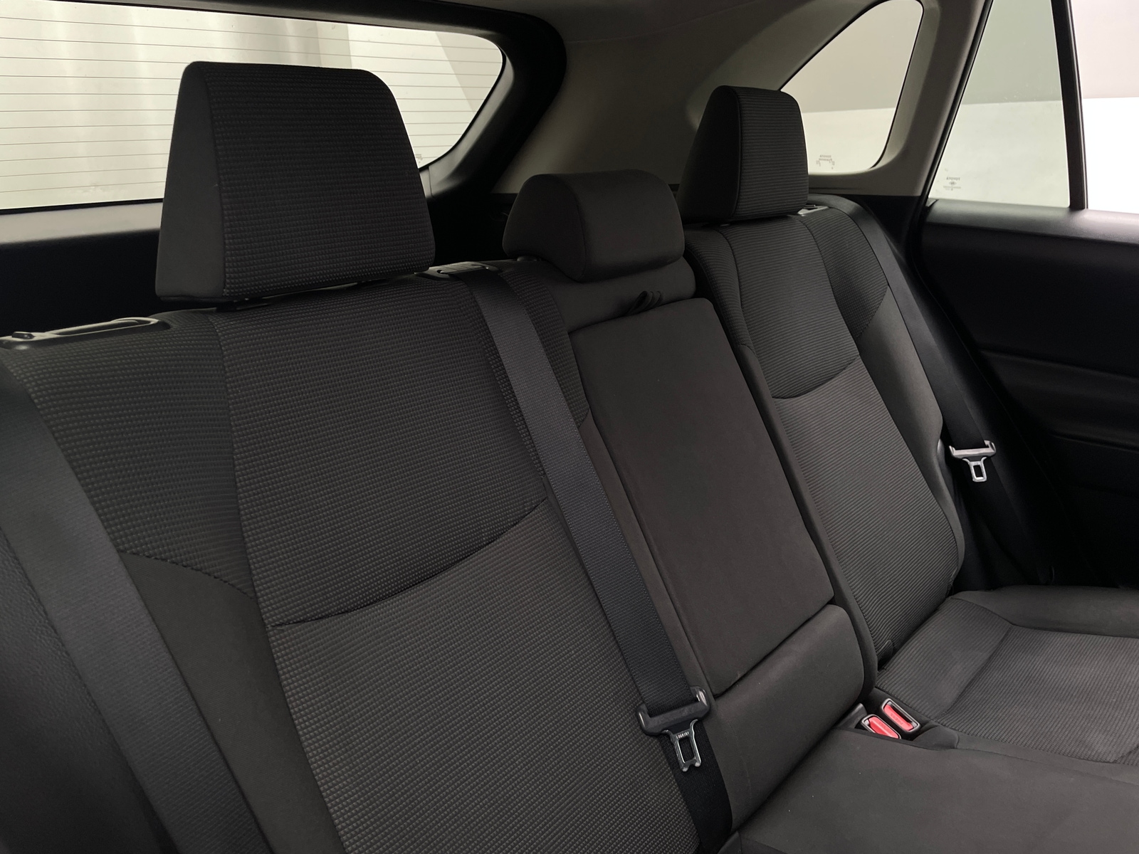 Thumbnail: 2021 Toyota RAV4 - 6