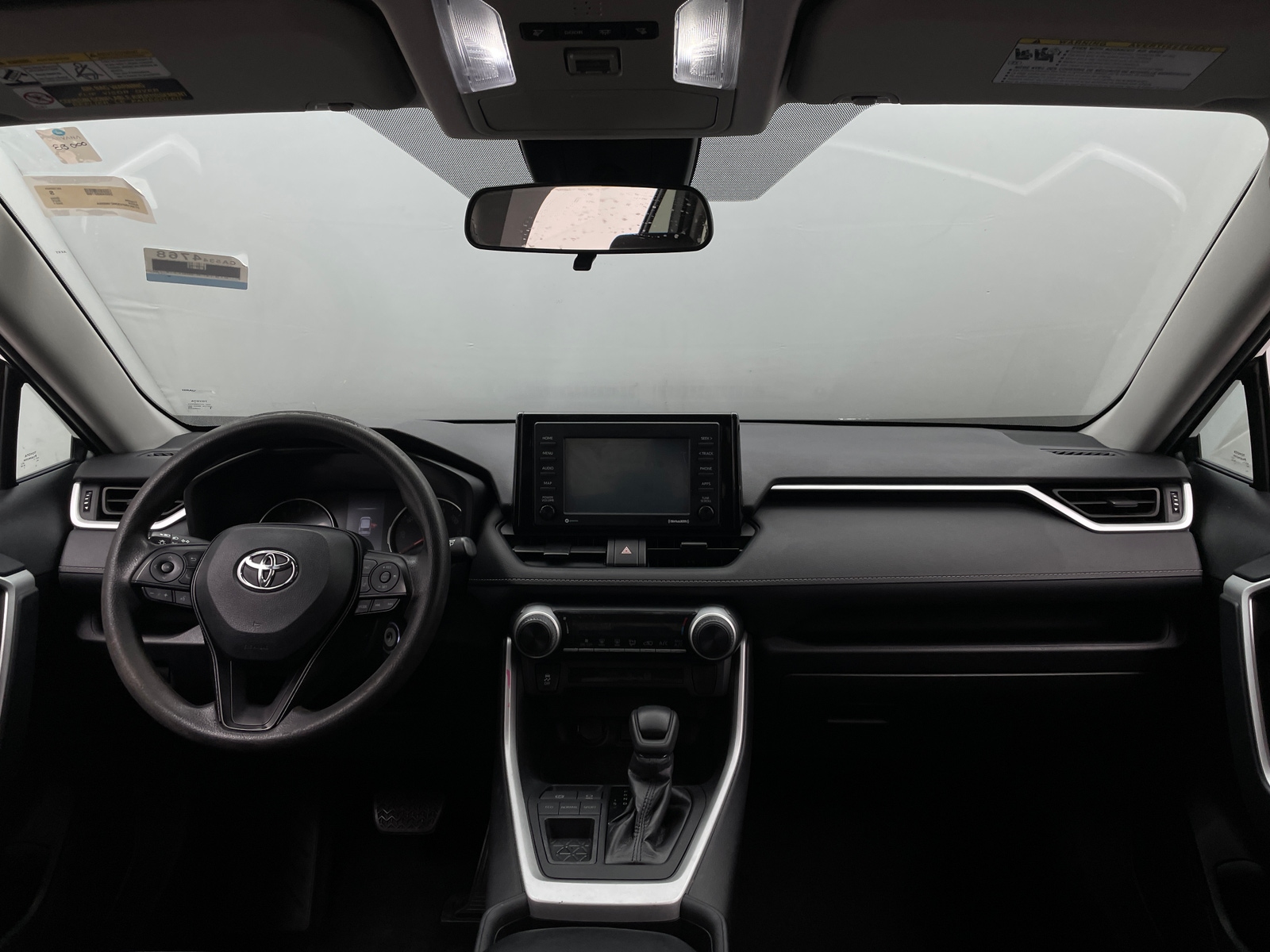 Thumbnail: 2021 Toyota RAV4 - 3
