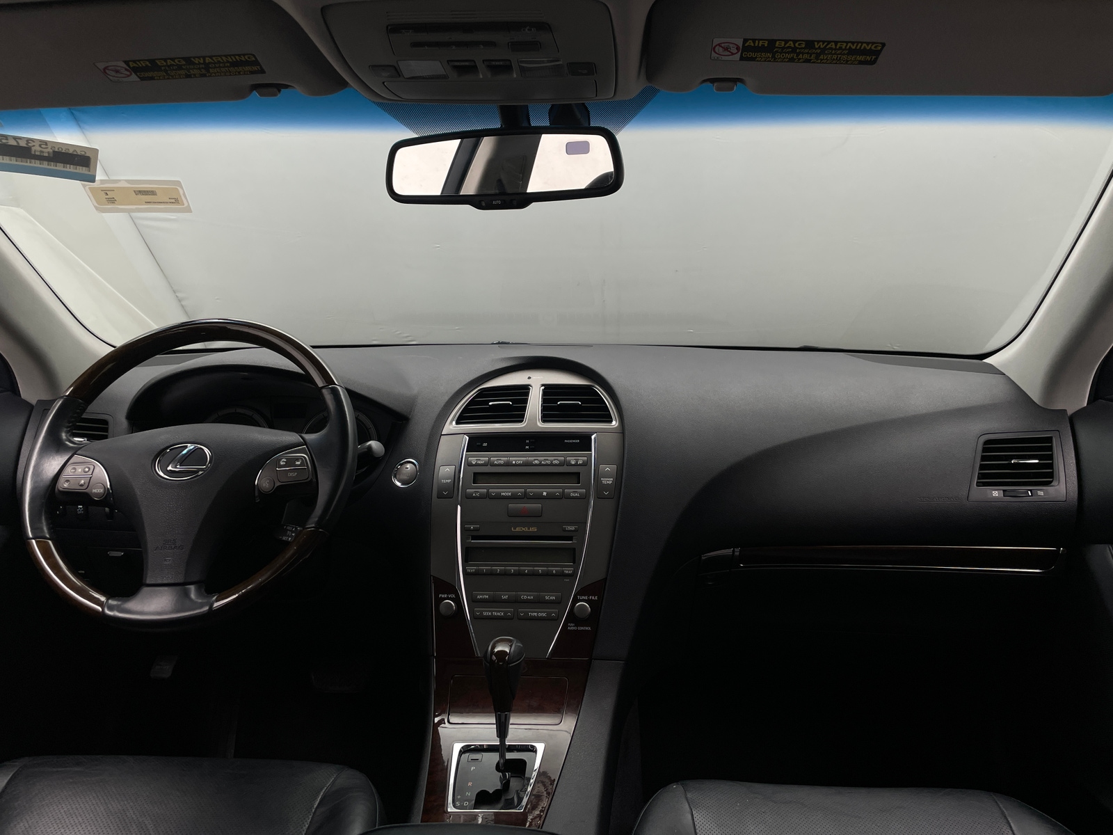 Thumbnail: 2011 Lexus ES - 2