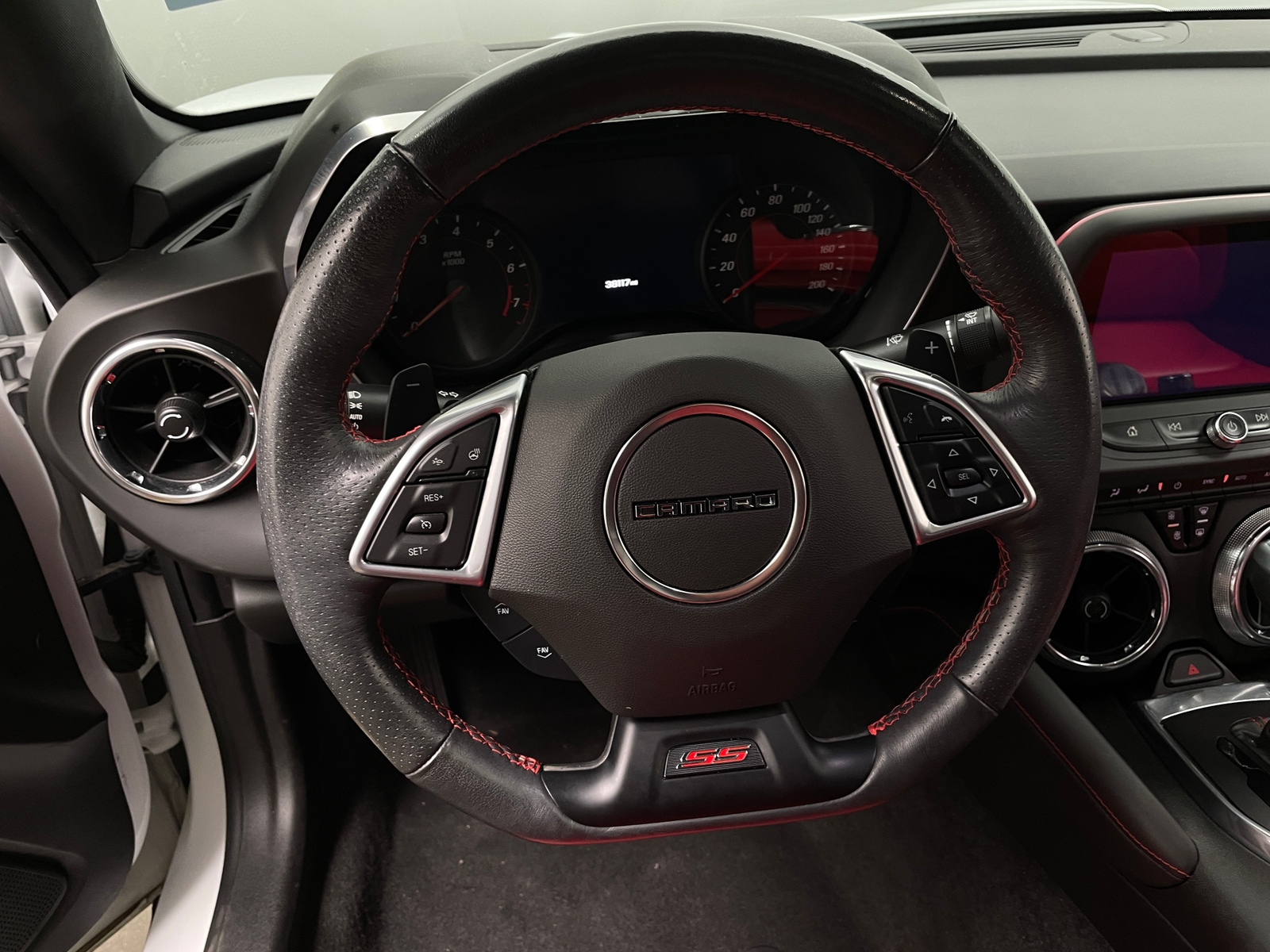 Thumbnail: 2019 Chevrolet Camaro - 3