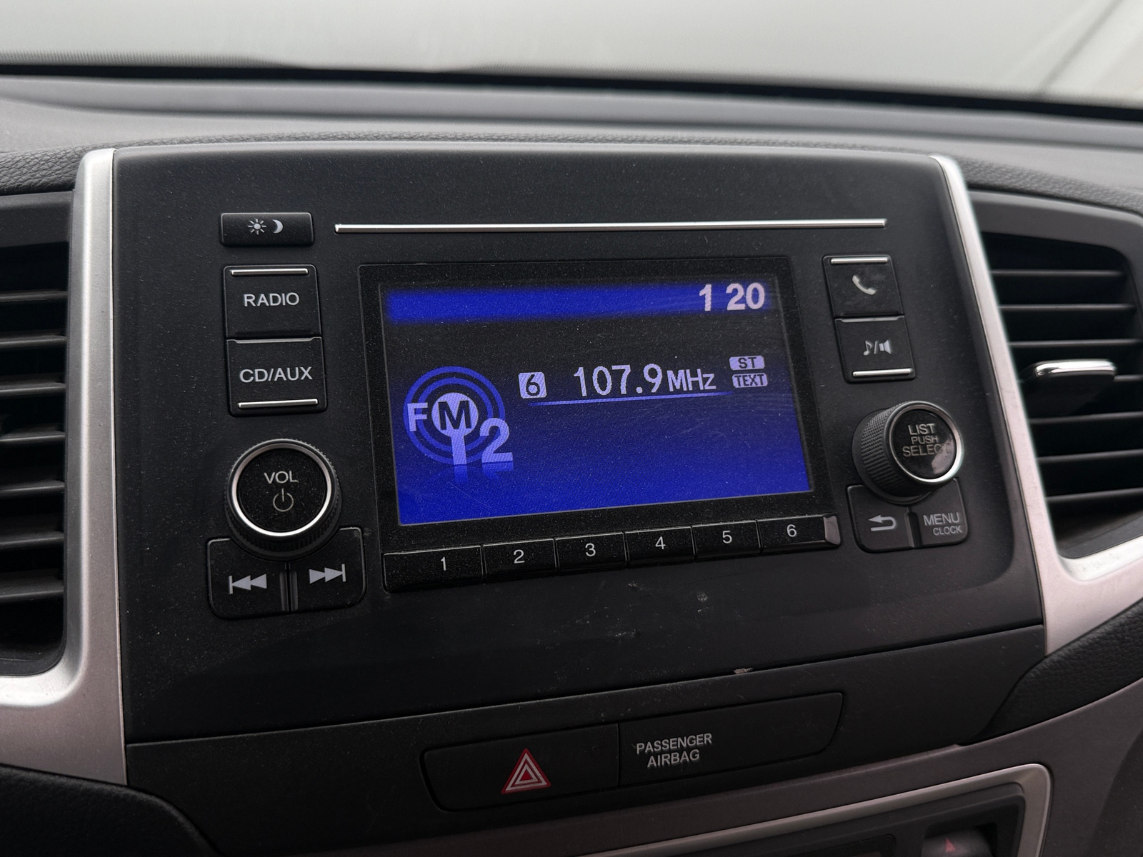 Thumbnail: 2016 Honda Pilot - 4