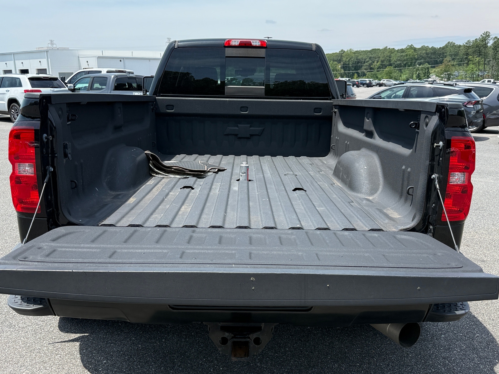 Thumbnail: 2019 Chevrolet Silverado 3500 - 6