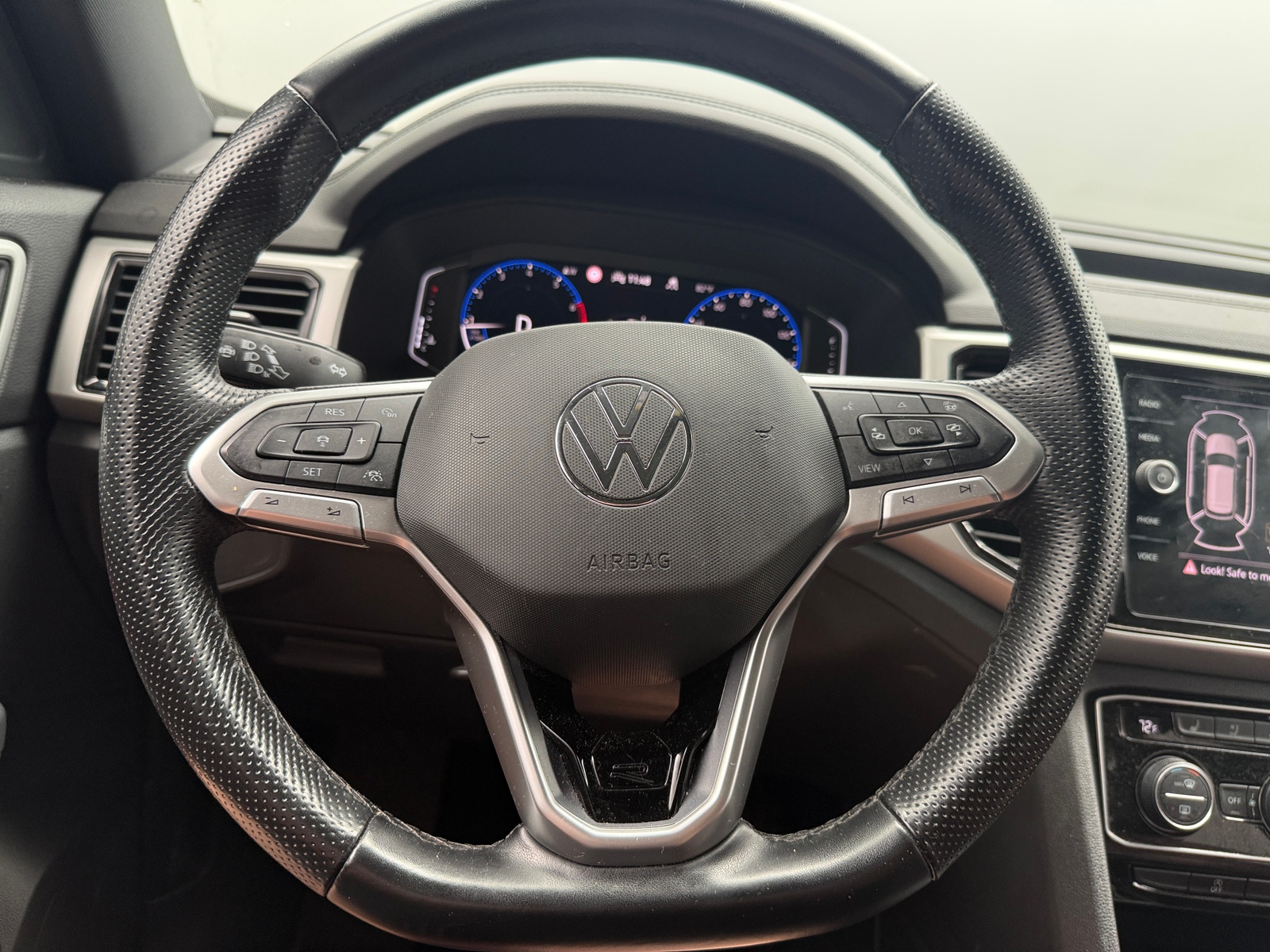 Thumbnail: 2021 Volkswagen Atlas - 4