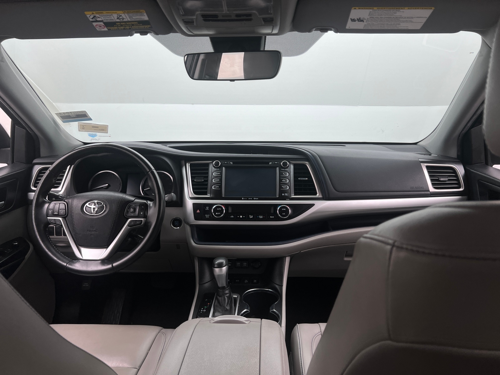 Thumbnail: 2019 Toyota Highlander - 2