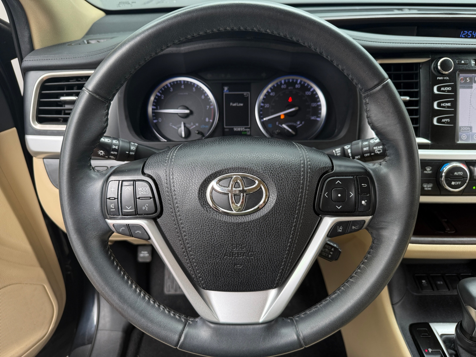 Thumbnail: 2019 Toyota Highlander - 4