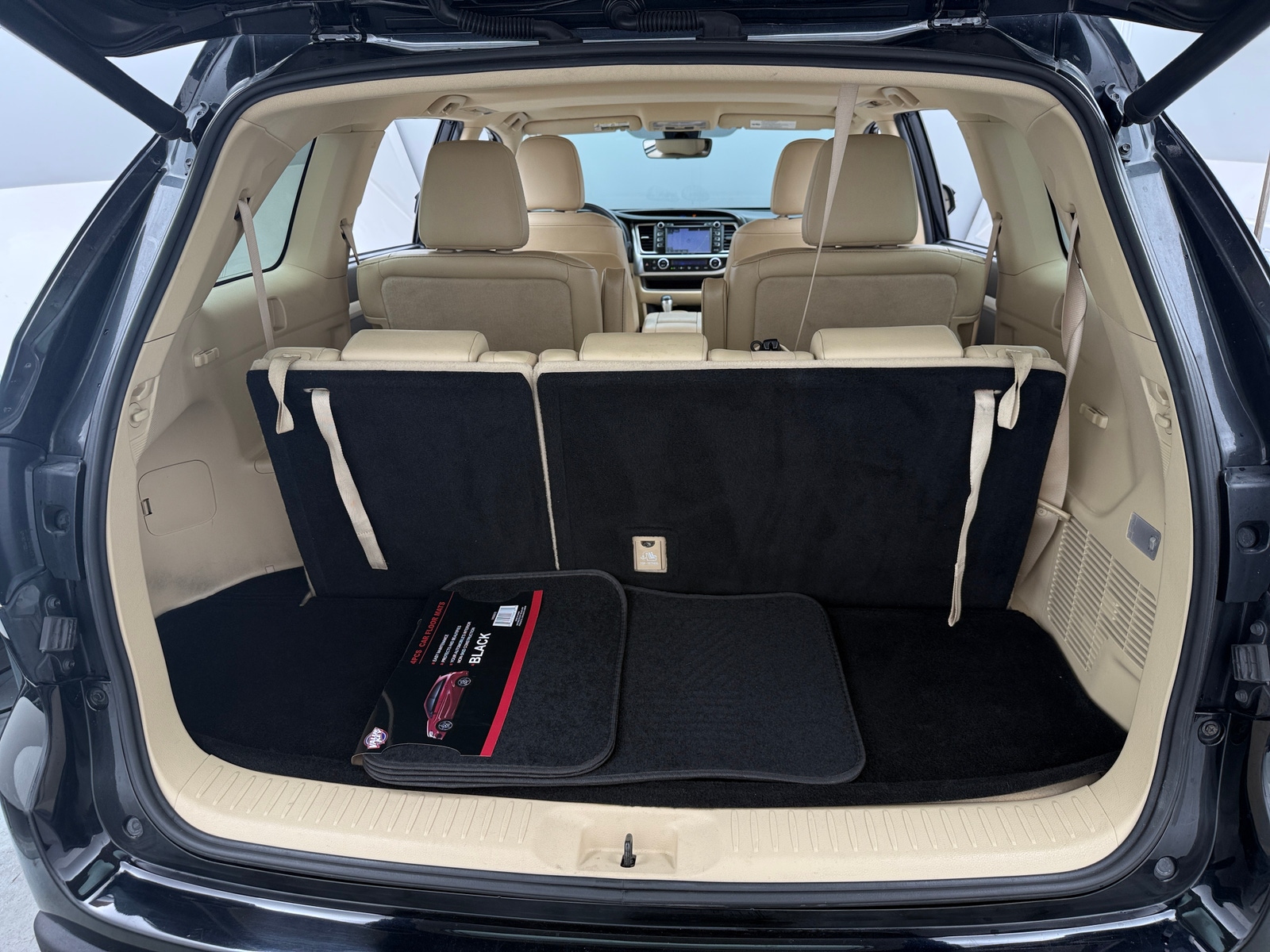 Thumbnail: 2019 Toyota Highlander - 6