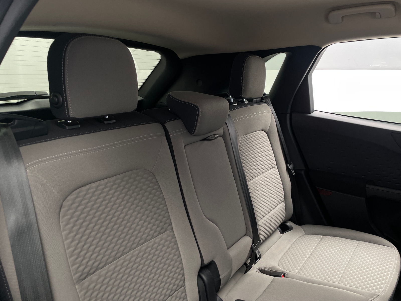 Thumbnail: 2020 Ford Escape - 6
