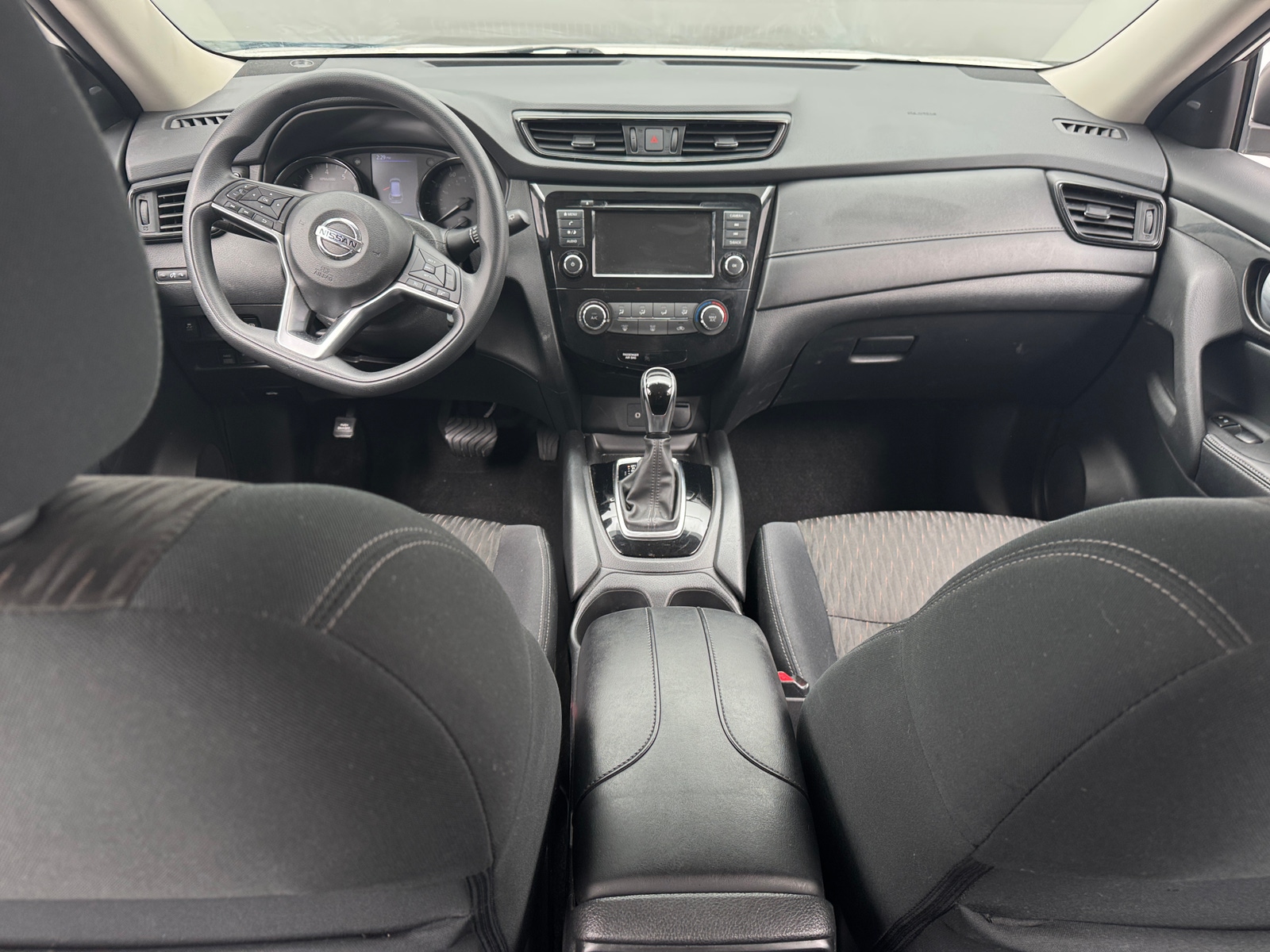 Thumbnail: 2018 Nissan Rogue - 3