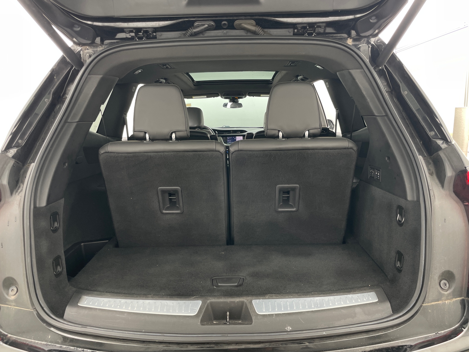 Thumbnail: 2020 Cadillac XT6 - 6