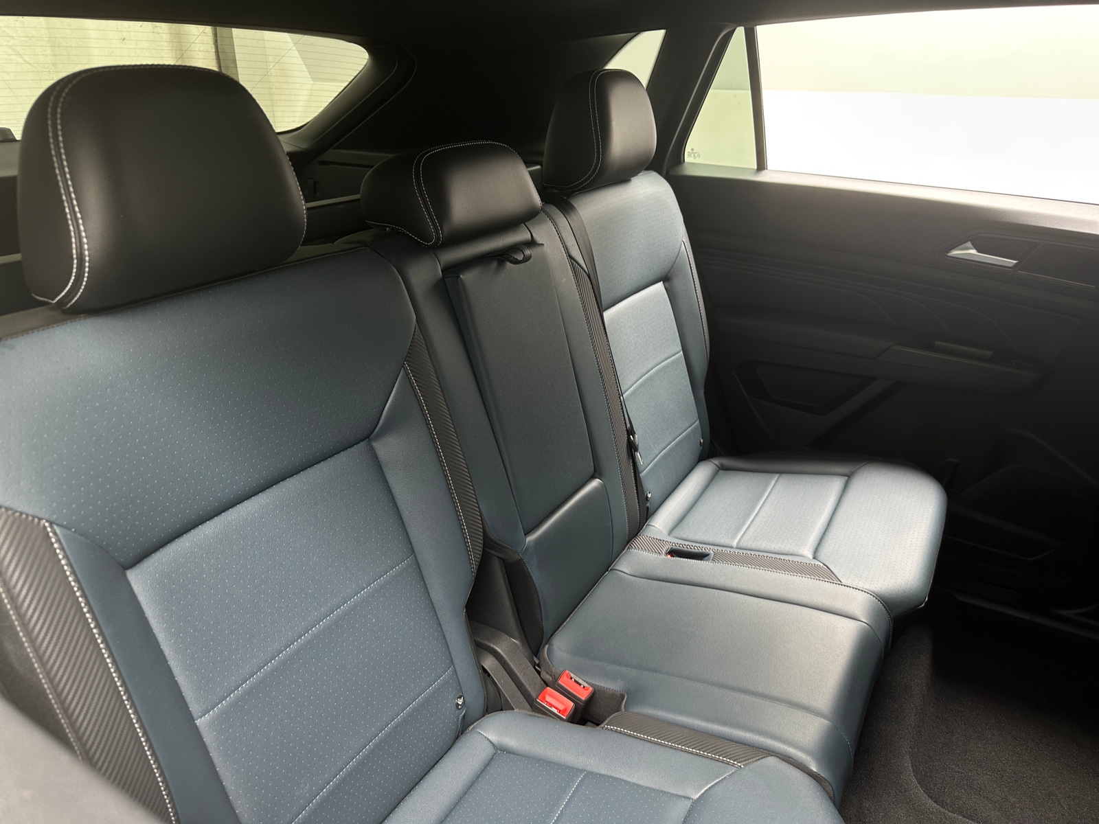 Thumbnail: 2021 Volkswagen Atlas - 5