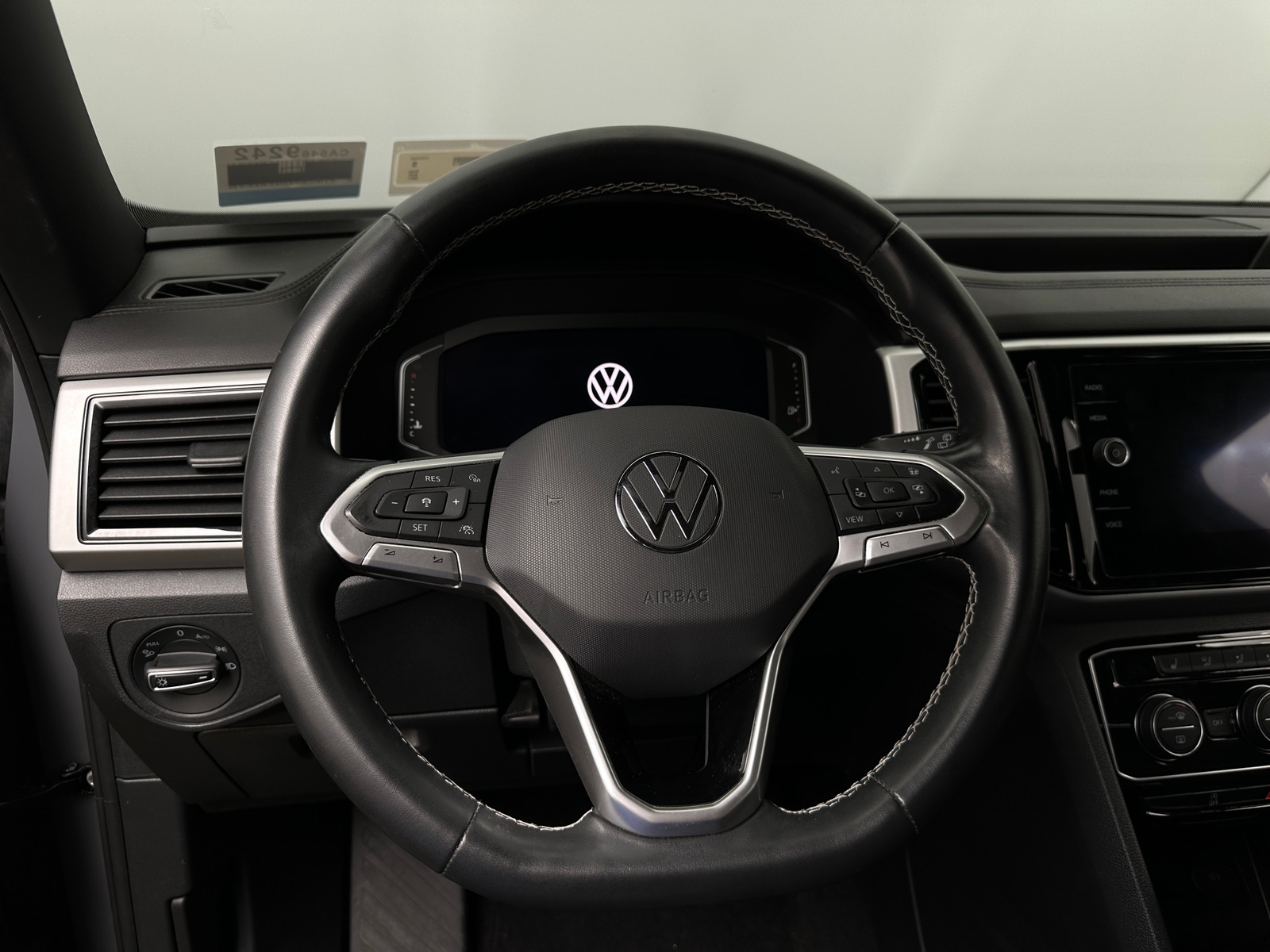 Thumbnail: 2021 Volkswagen Atlas - 4