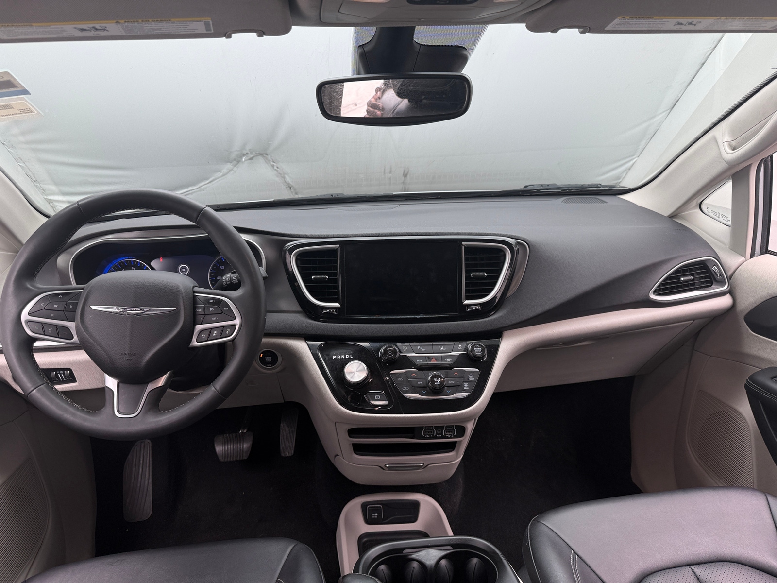 Thumbnail: 2024 Chrysler Pacifica - 2