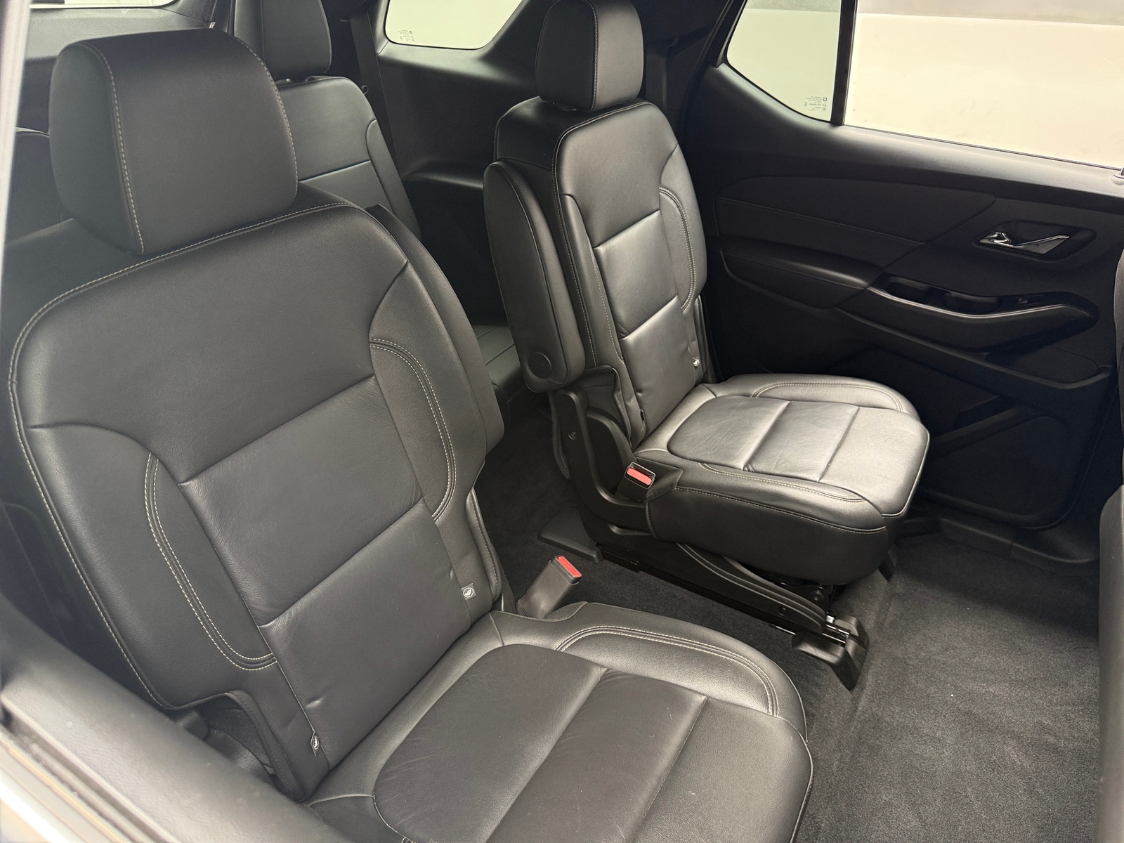 Thumbnail: 2023 Chevrolet Traverse - 5