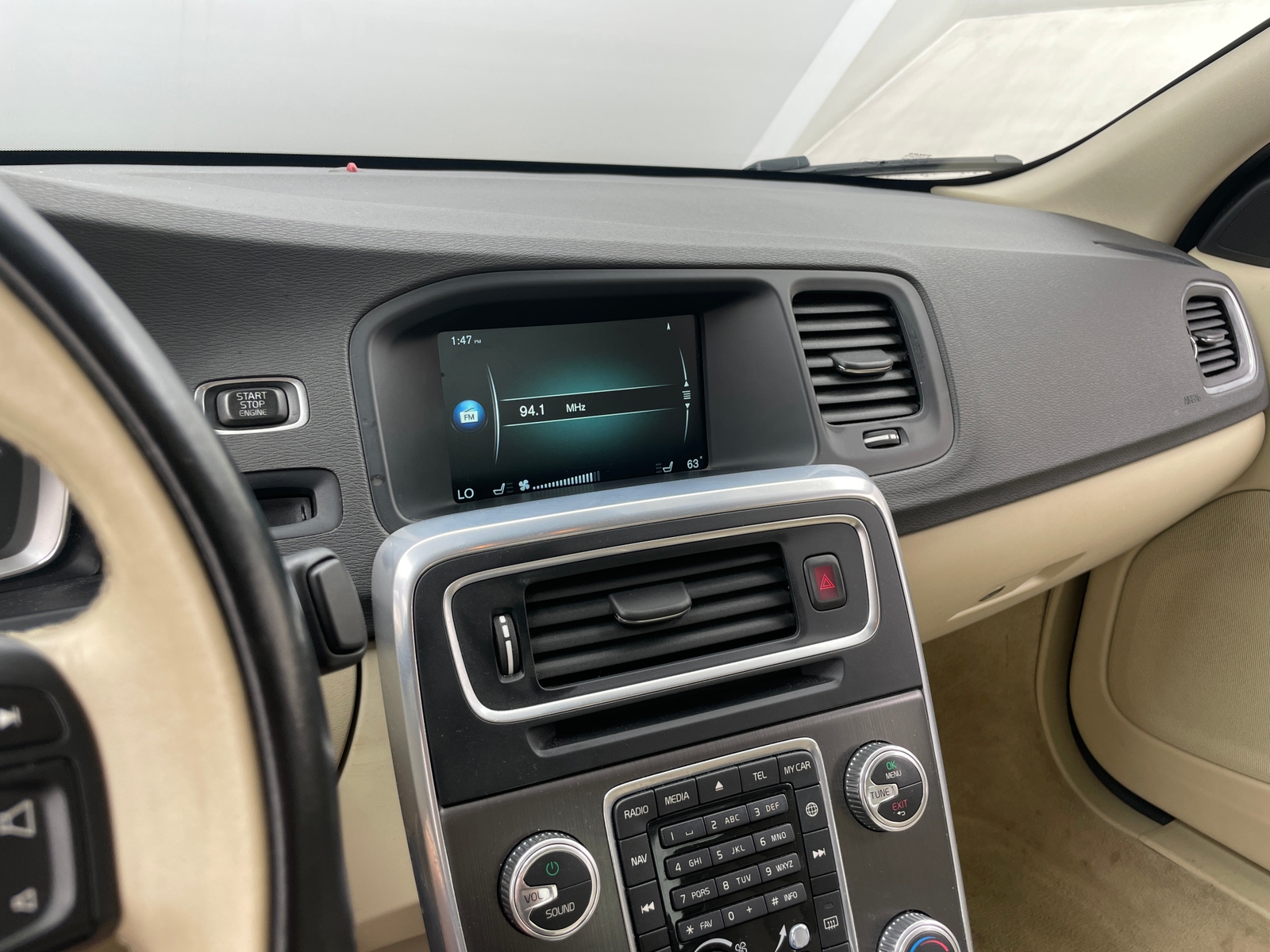 Thumbnail: 2015 Volvo S60 - 3
