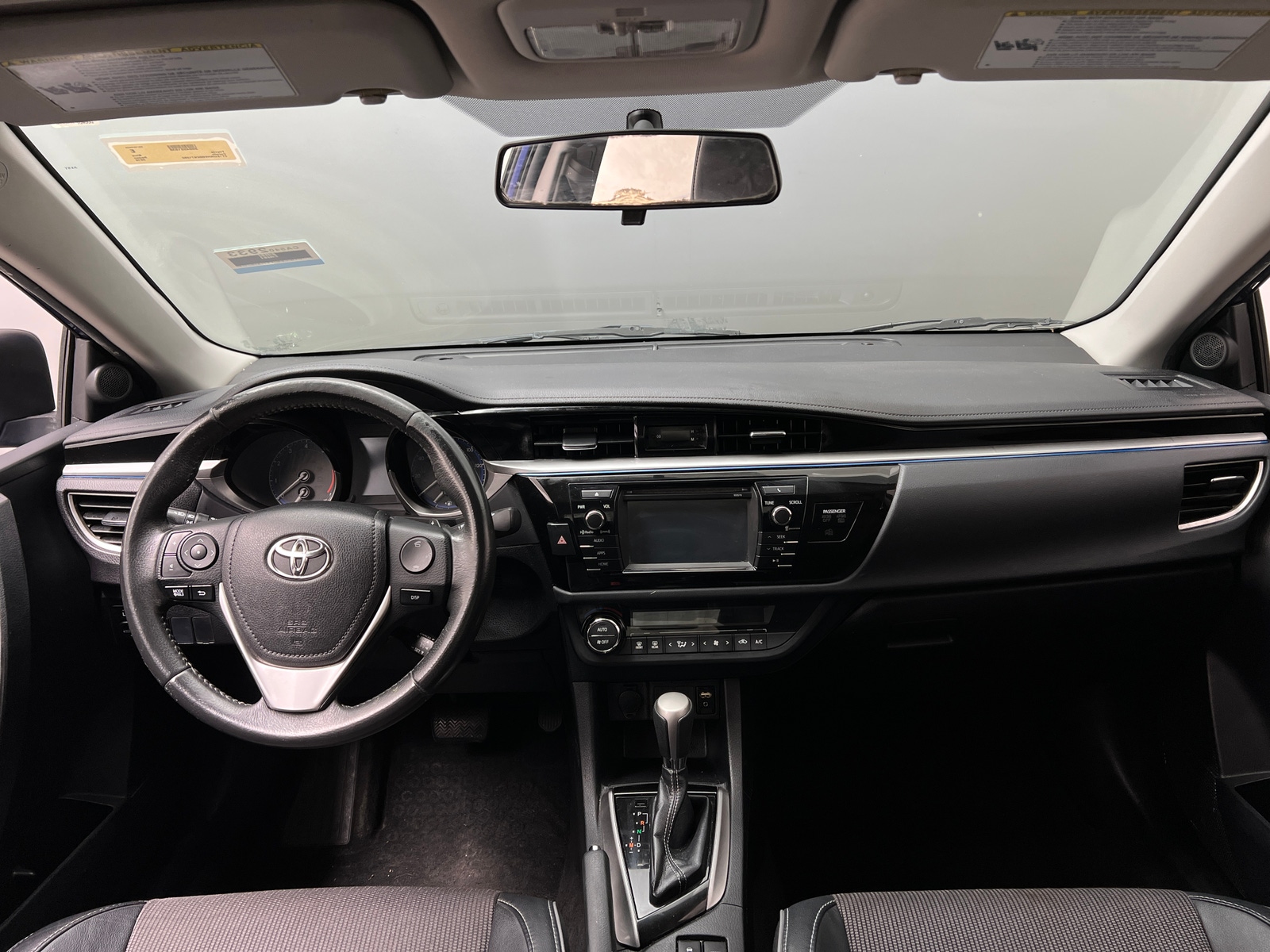 Thumbnail: 2016 Toyota Corolla - 3