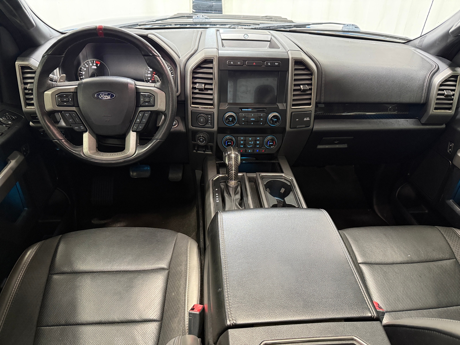 Thumbnail: 2020 Ford Econoline - 2