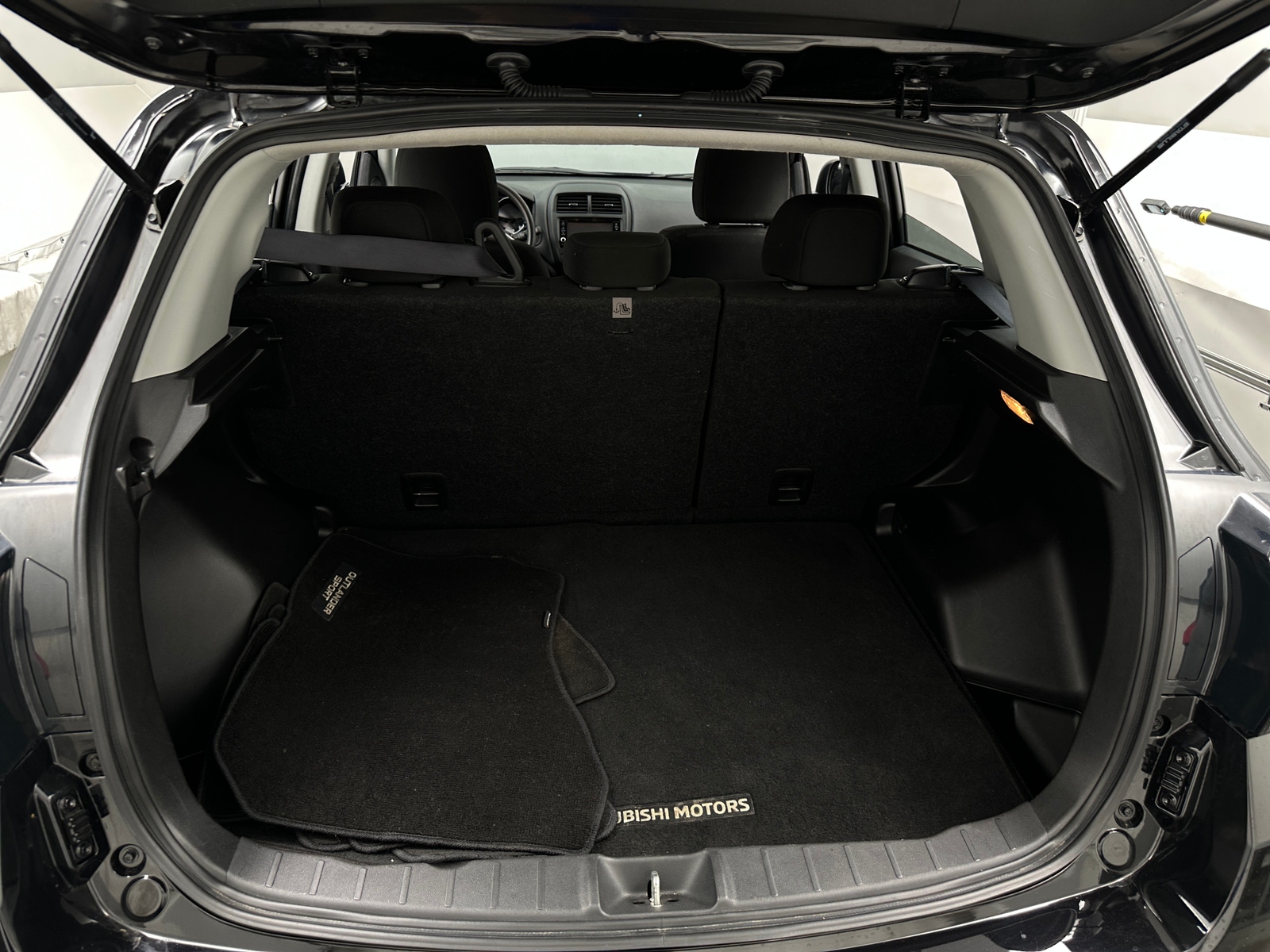 Thumbnail: 2024 Mitsubishi Outlander Sport - 7