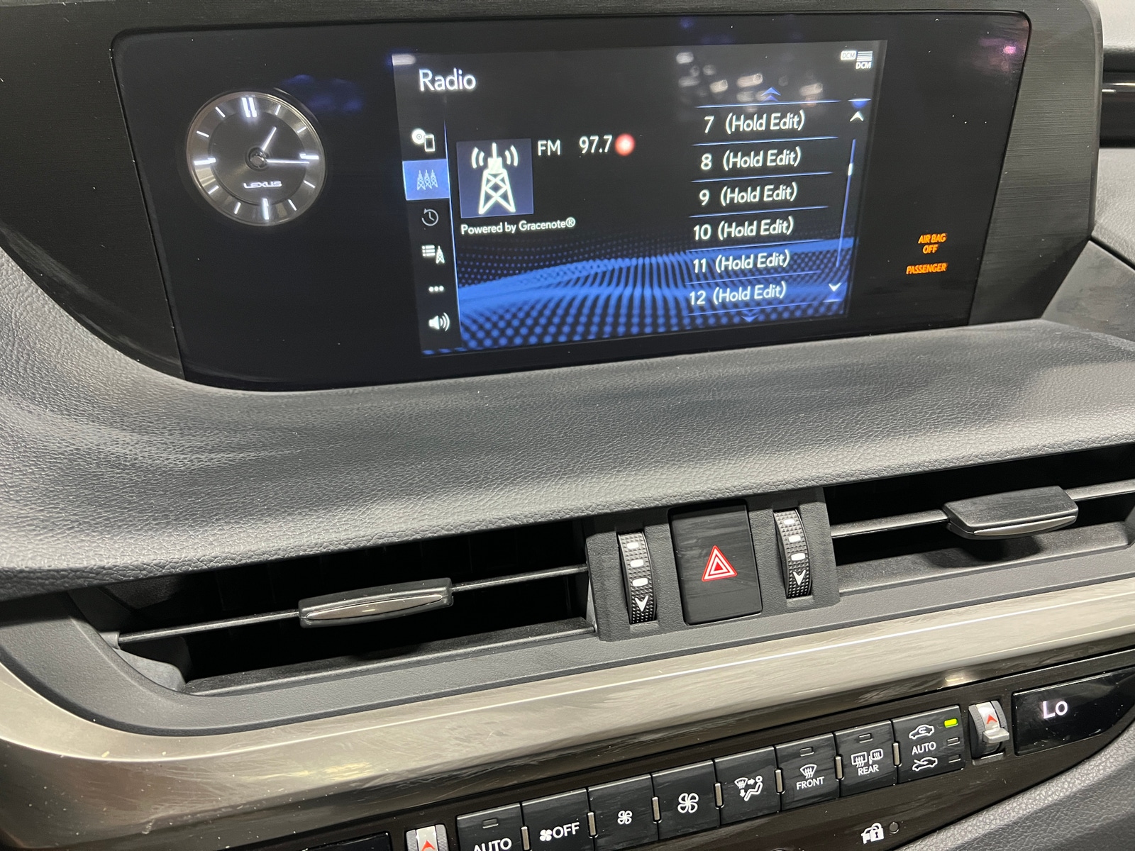 Thumbnail: 2020 Lexus ES - 3