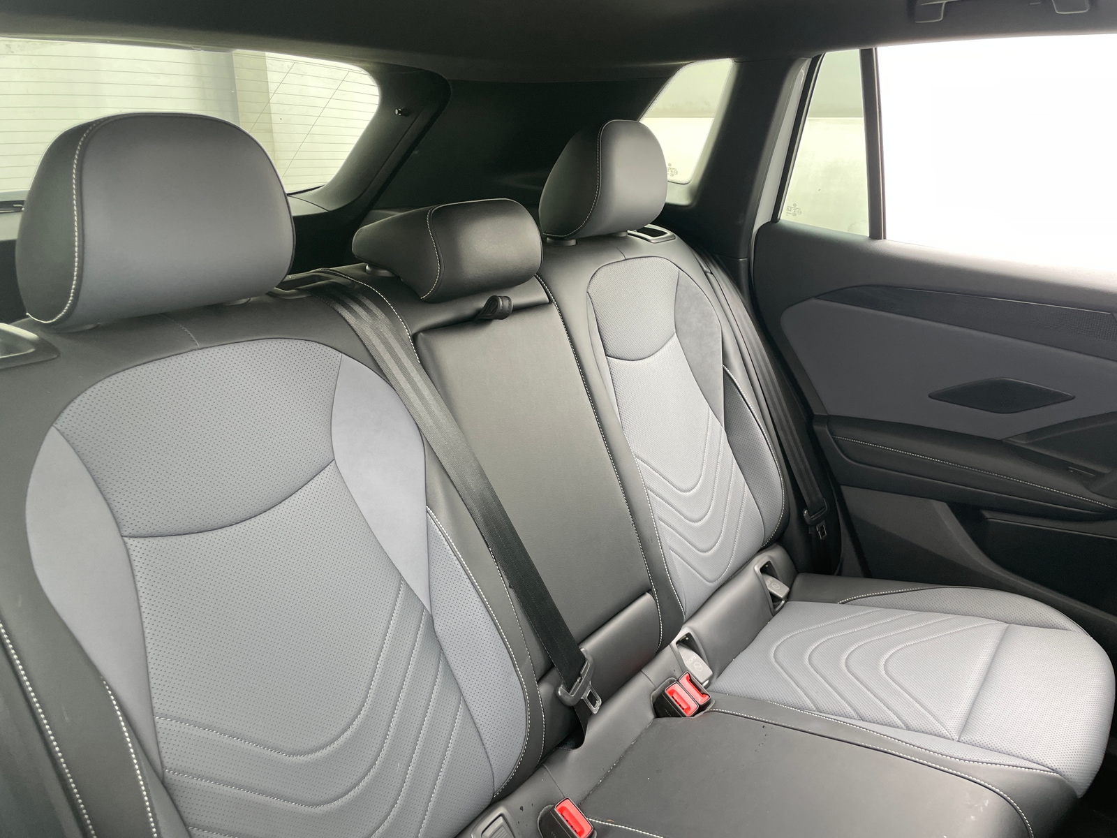 Thumbnail: 2025 Volkswagen Tiguan - 5