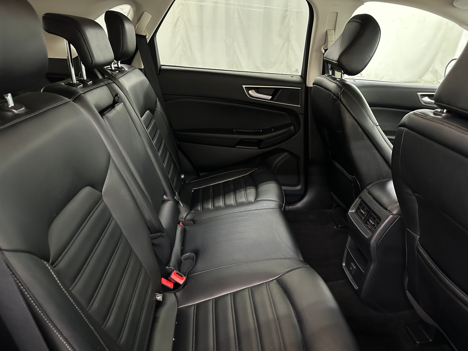 Thumbnail: 2020 Ford Edge - 6