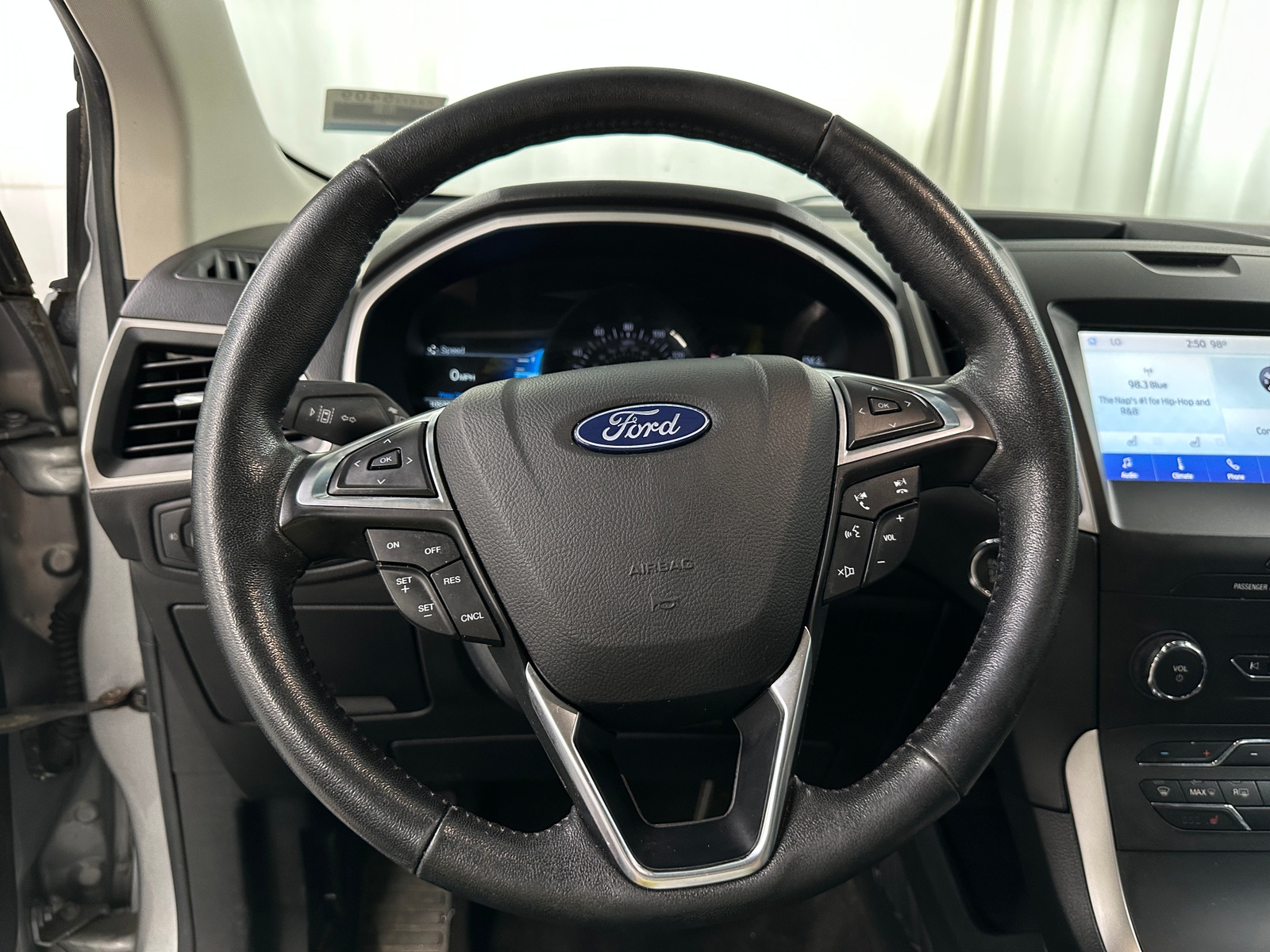 Thumbnail: 2020 Ford Edge - 5
