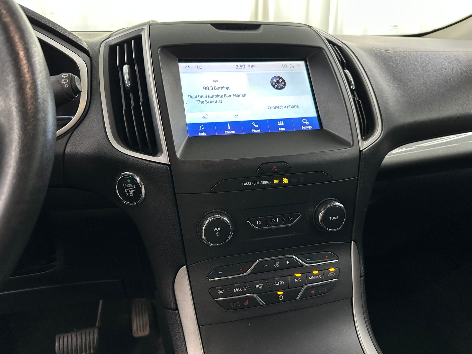 Thumbnail: 2020 Ford Edge - 4