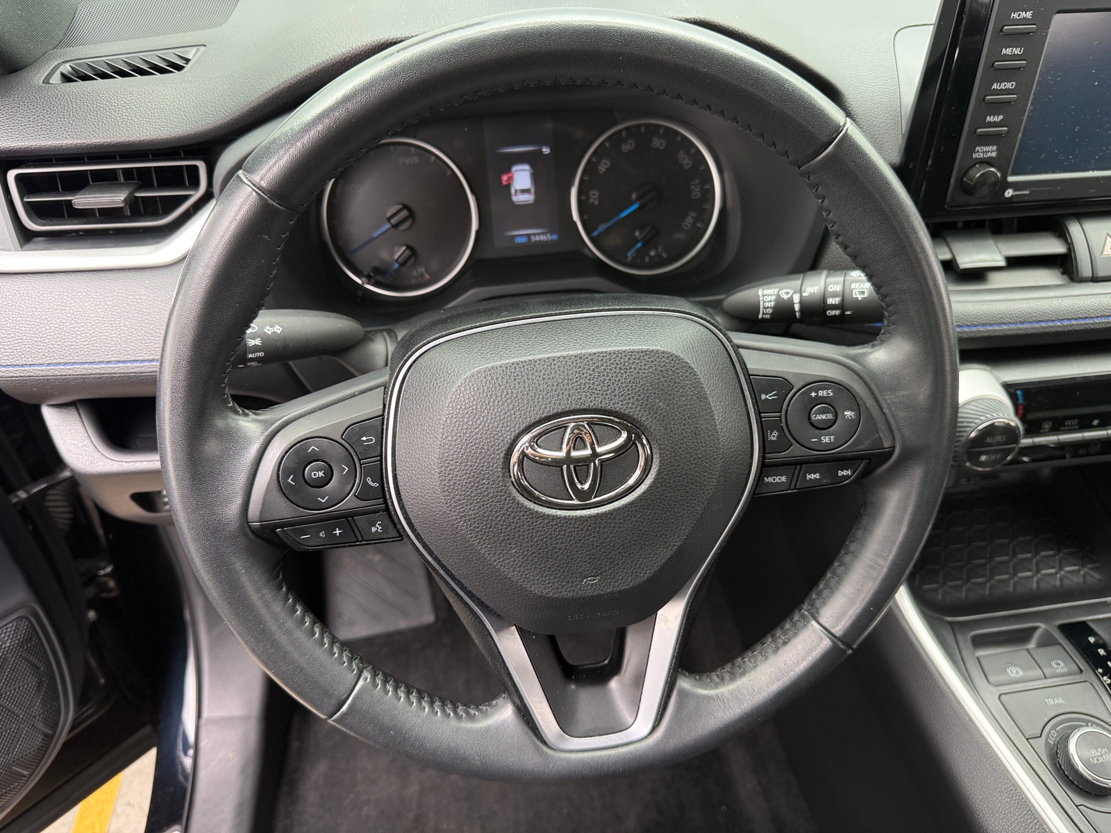 Thumbnail: 2022 Toyota RAV4 - 5