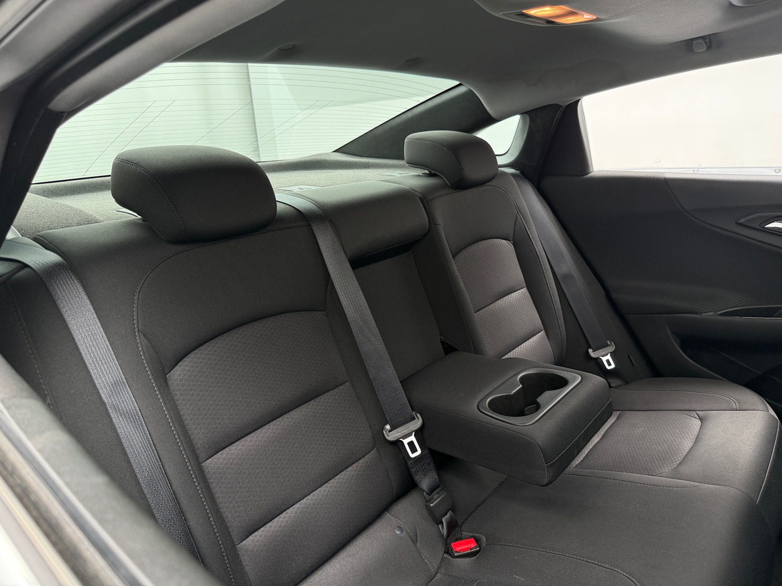 Thumbnail: 2018 Chevrolet Malibu - 6
