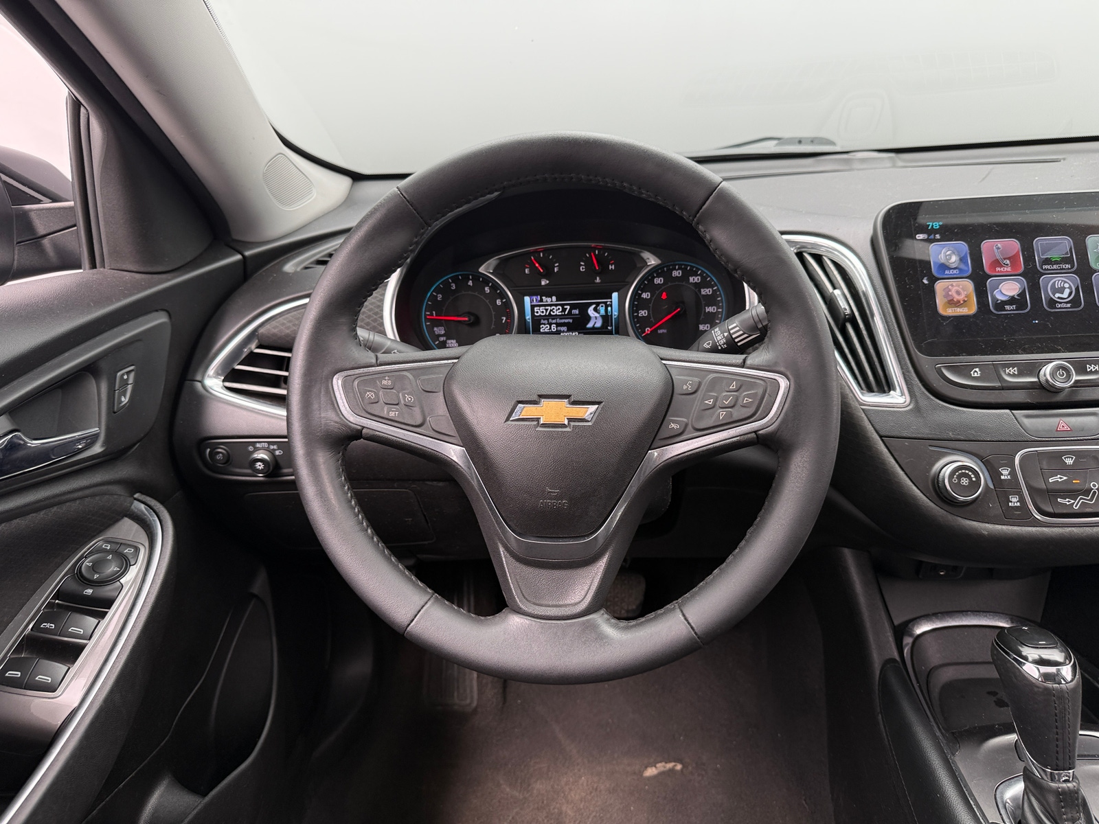 Thumbnail: 2018 Chevrolet Malibu - 5
