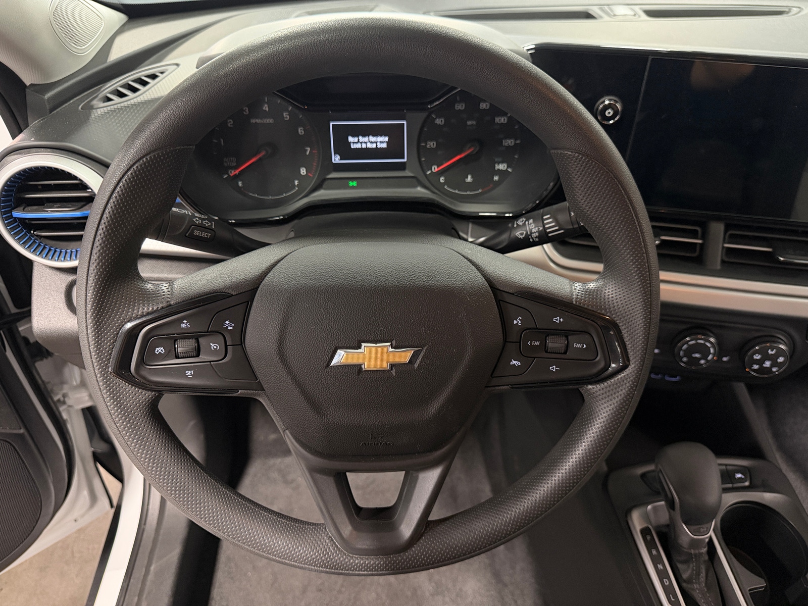 Thumbnail: 2025 Chevrolet Trax - 5