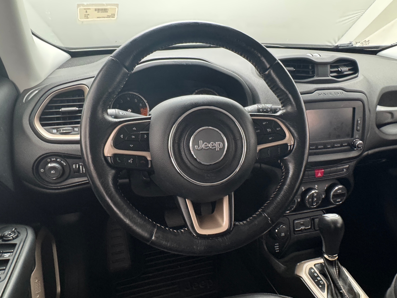 Thumbnail: 2017 Jeep Renegade - 4
