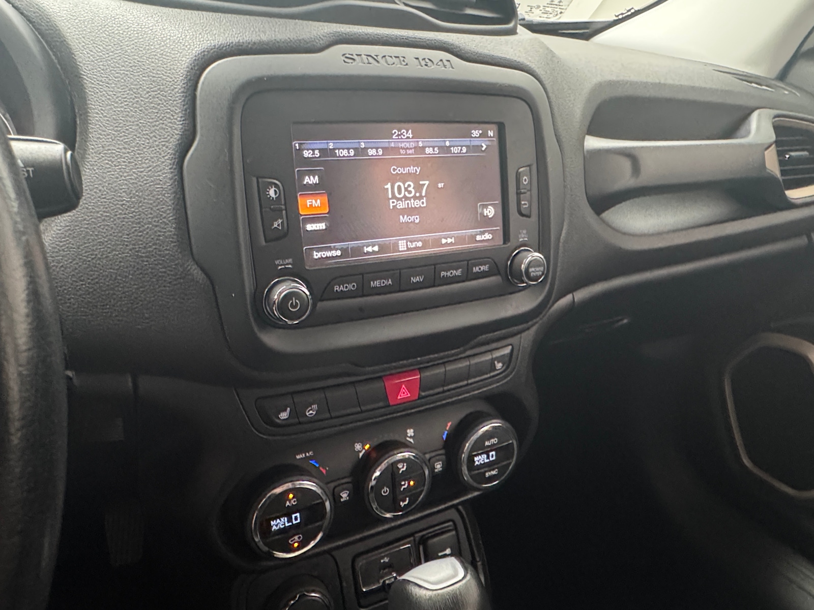 Thumbnail: 2017 Jeep Renegade - 3
