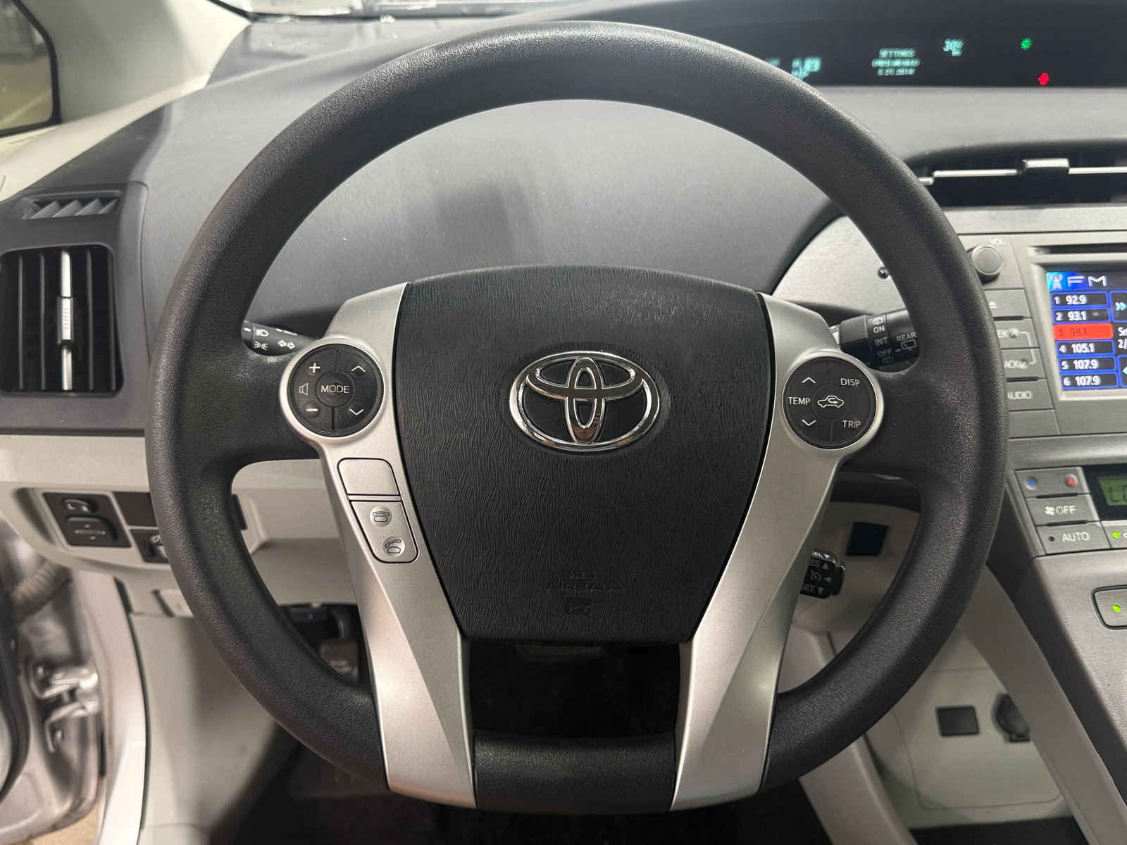 Thumbnail: 2015 Toyota Prius - 5
