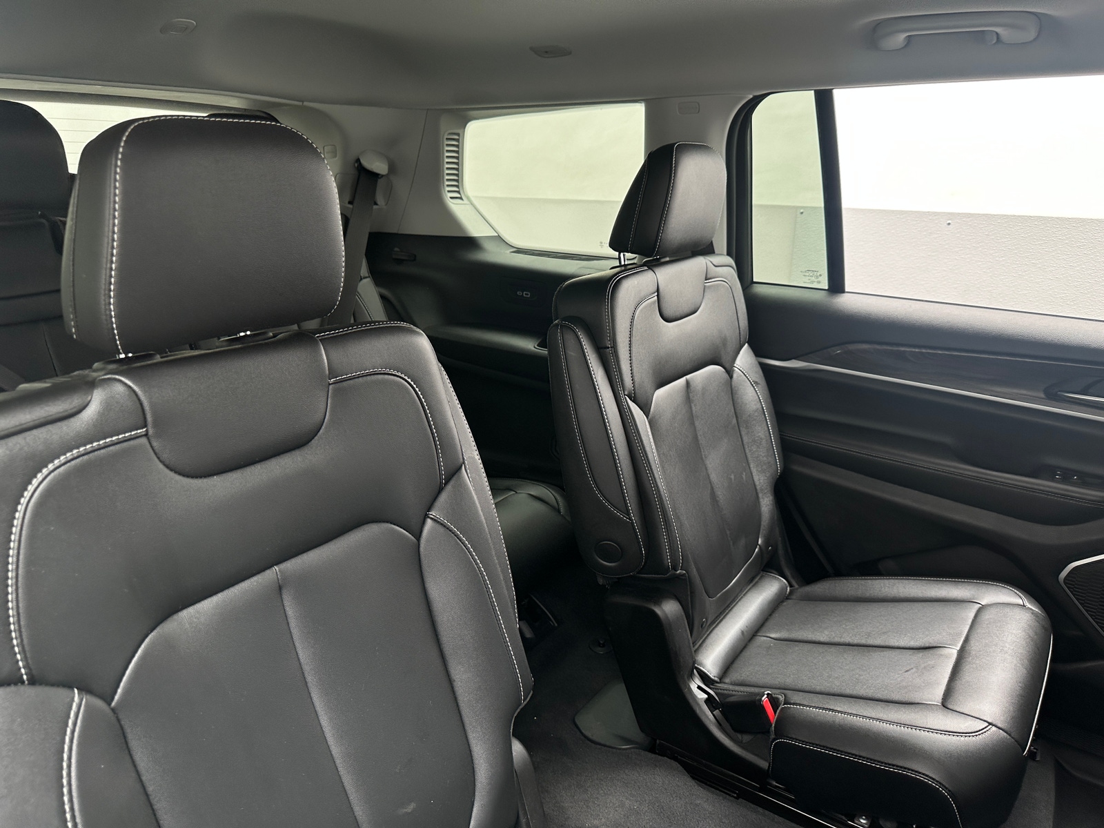 Thumbnail: 2023 Jeep Grand Cherokee L - 5