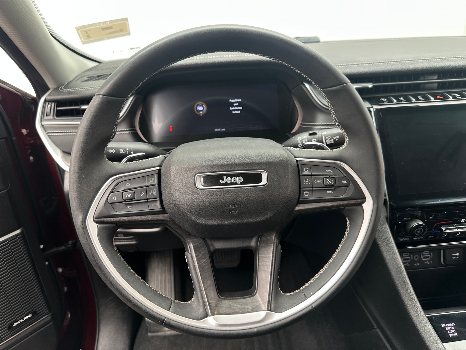 Thumbnail: 2023 Jeep Grand Cherokee L - 4
