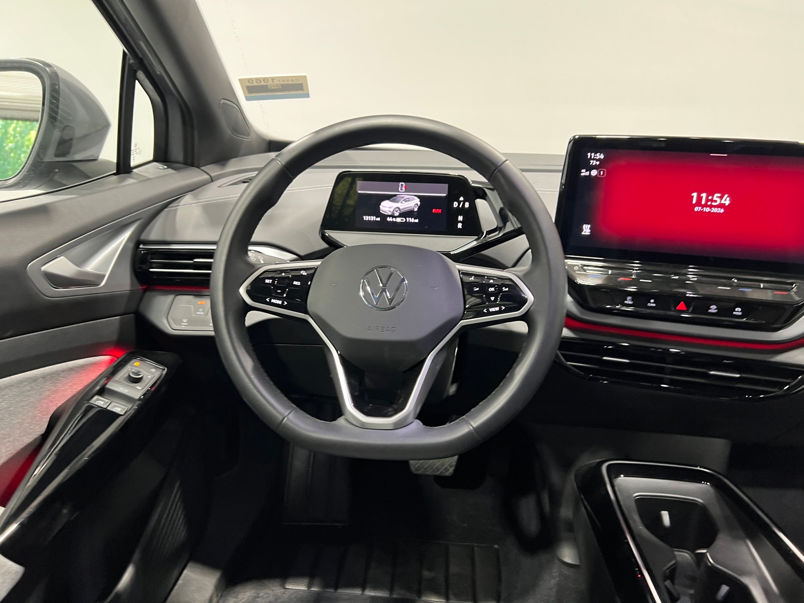 Thumbnail: 2023 Volkswagen ID.4 - 5