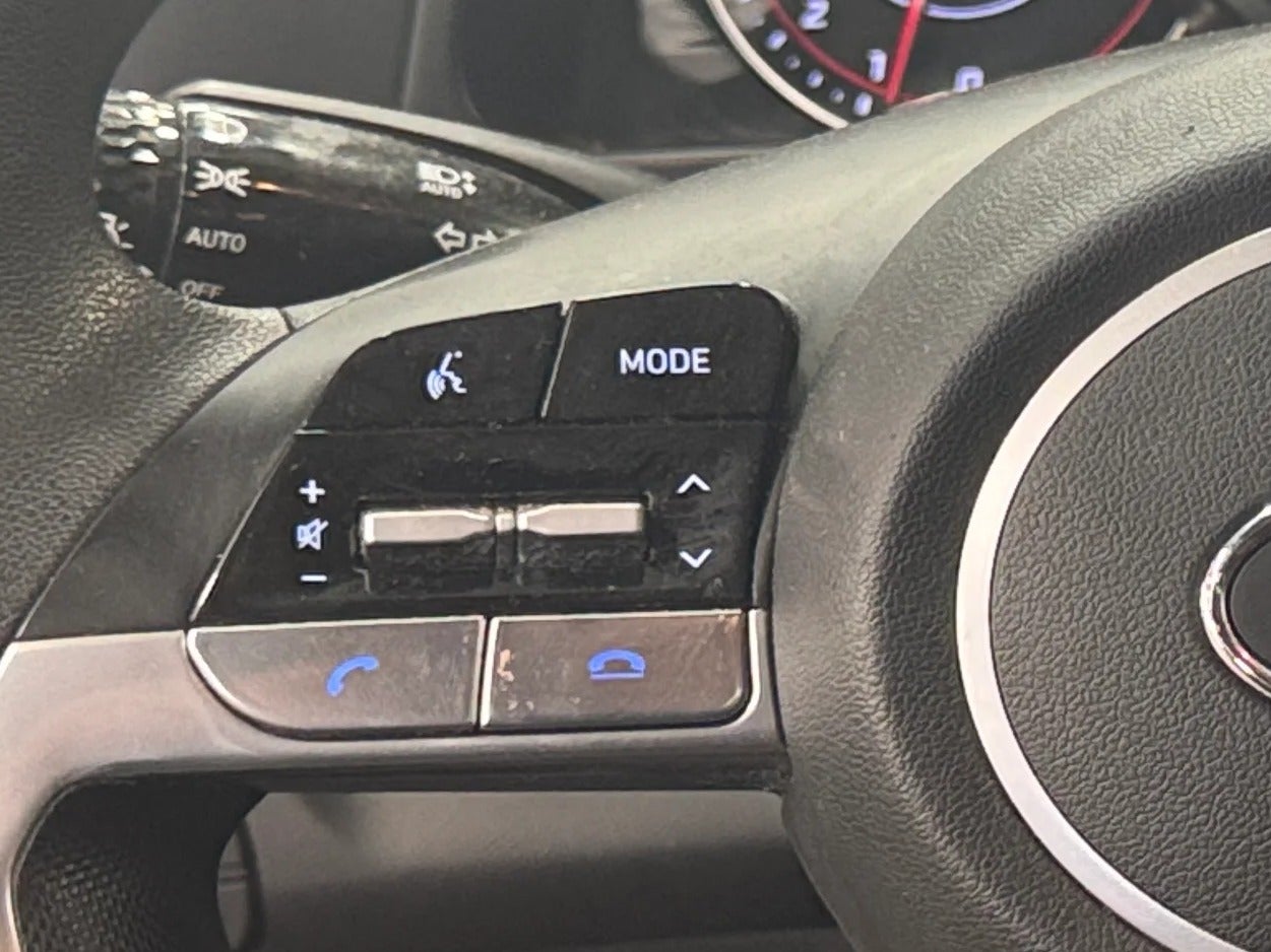 2022 Hyundai Elantra SEL - Photo 14